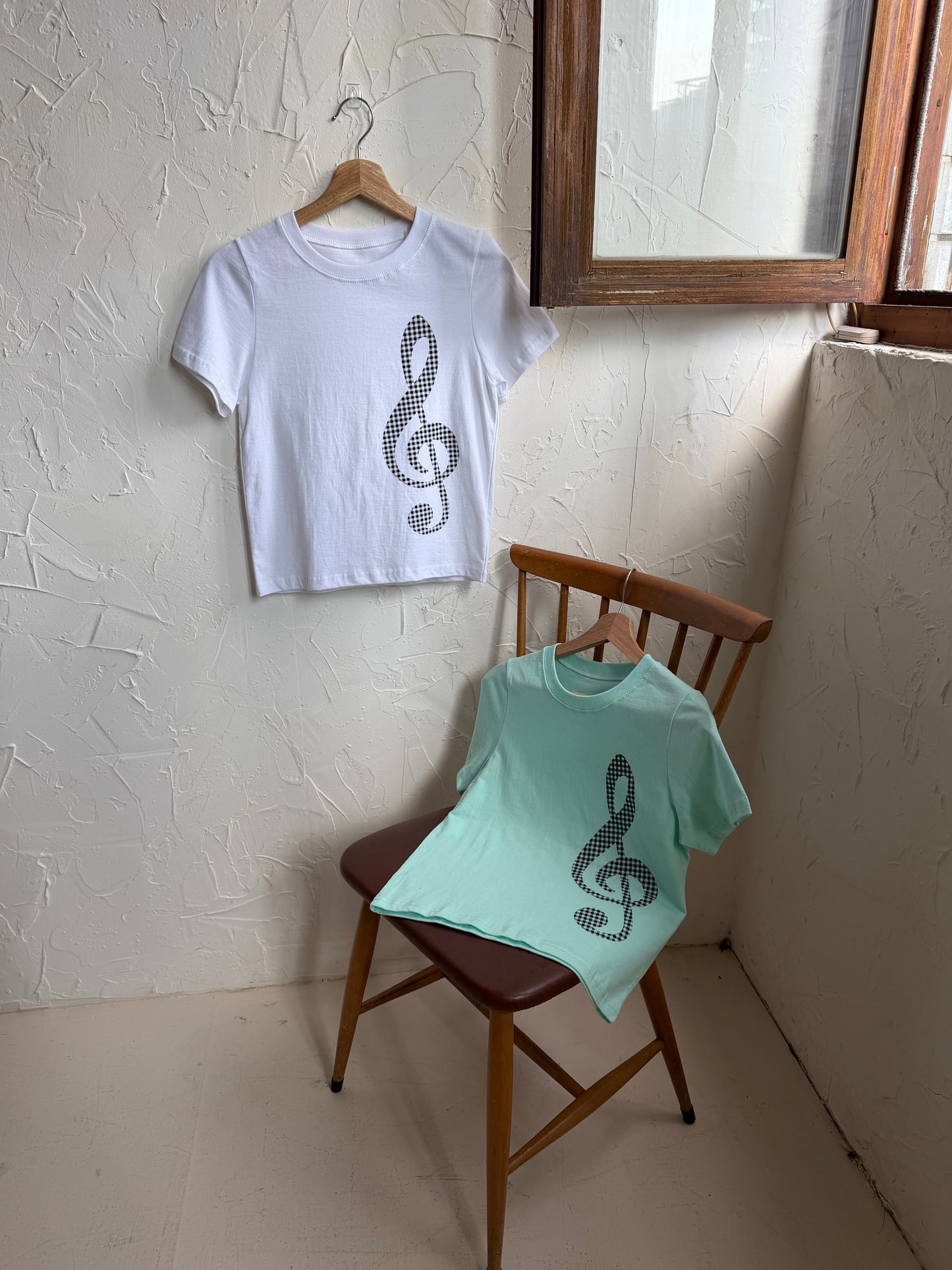 Musical note short-sleeved top