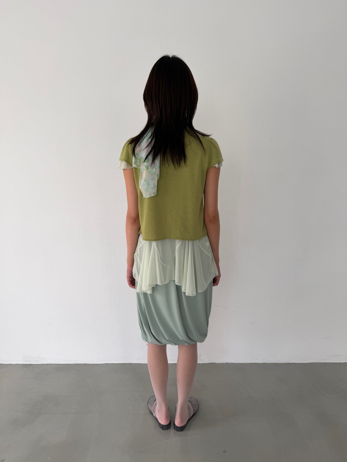 Button-down shoulder pocket top