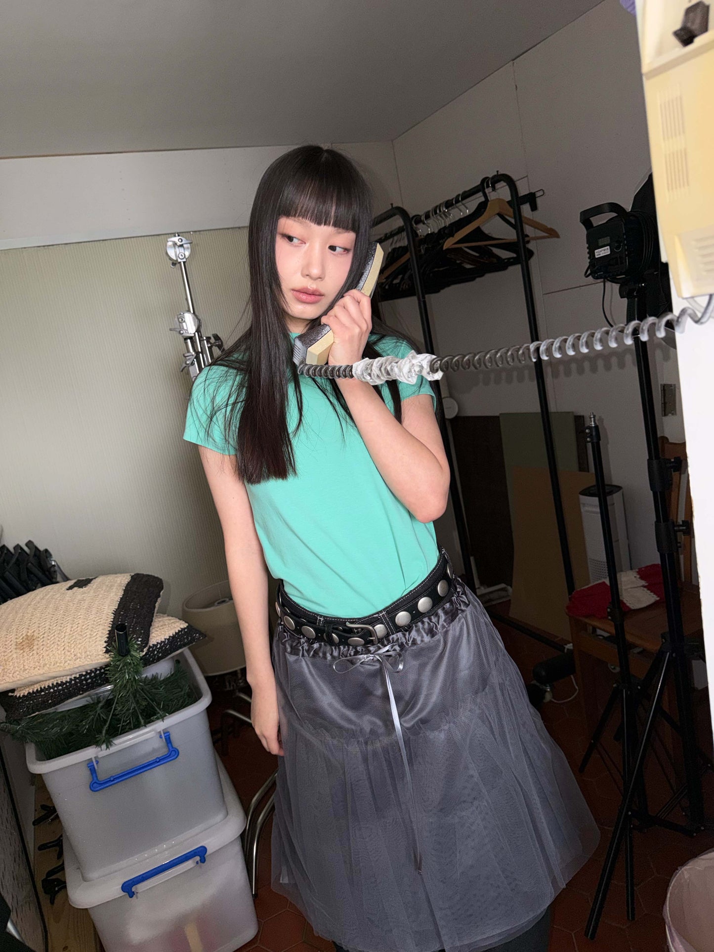 設計導向的圓形金屬腰帶
