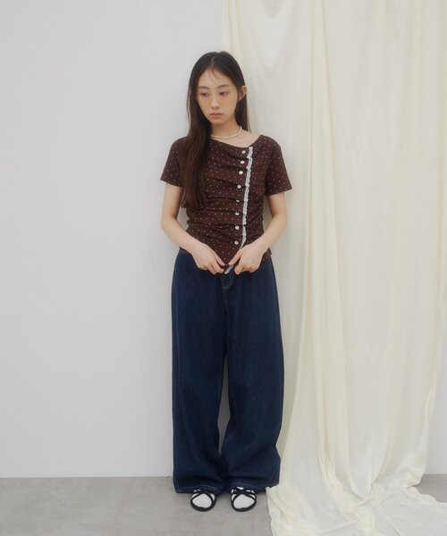 DISCOAT umm. 蕾絲層疊垂褶短袖上衣