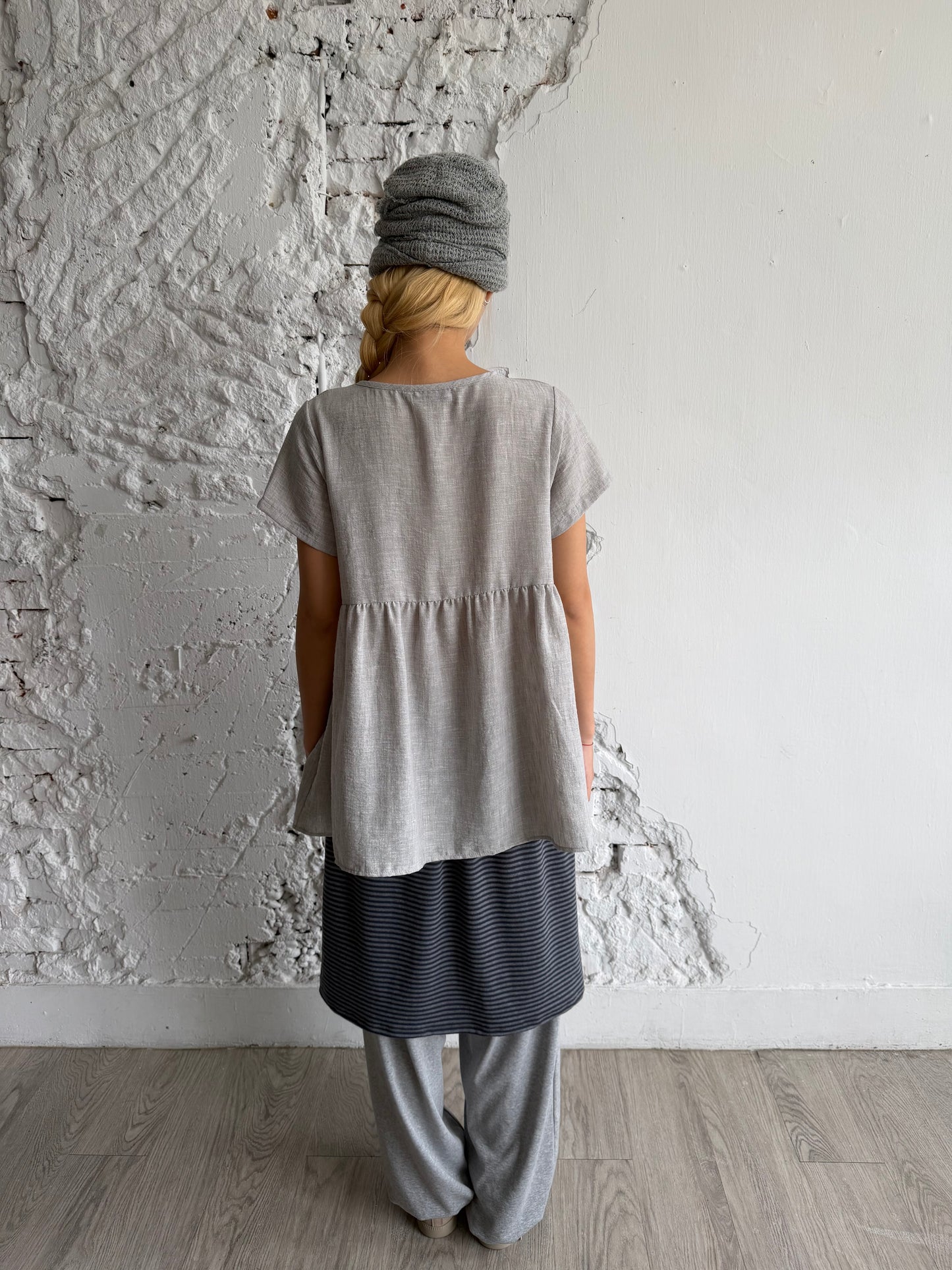 Flower button pocket top