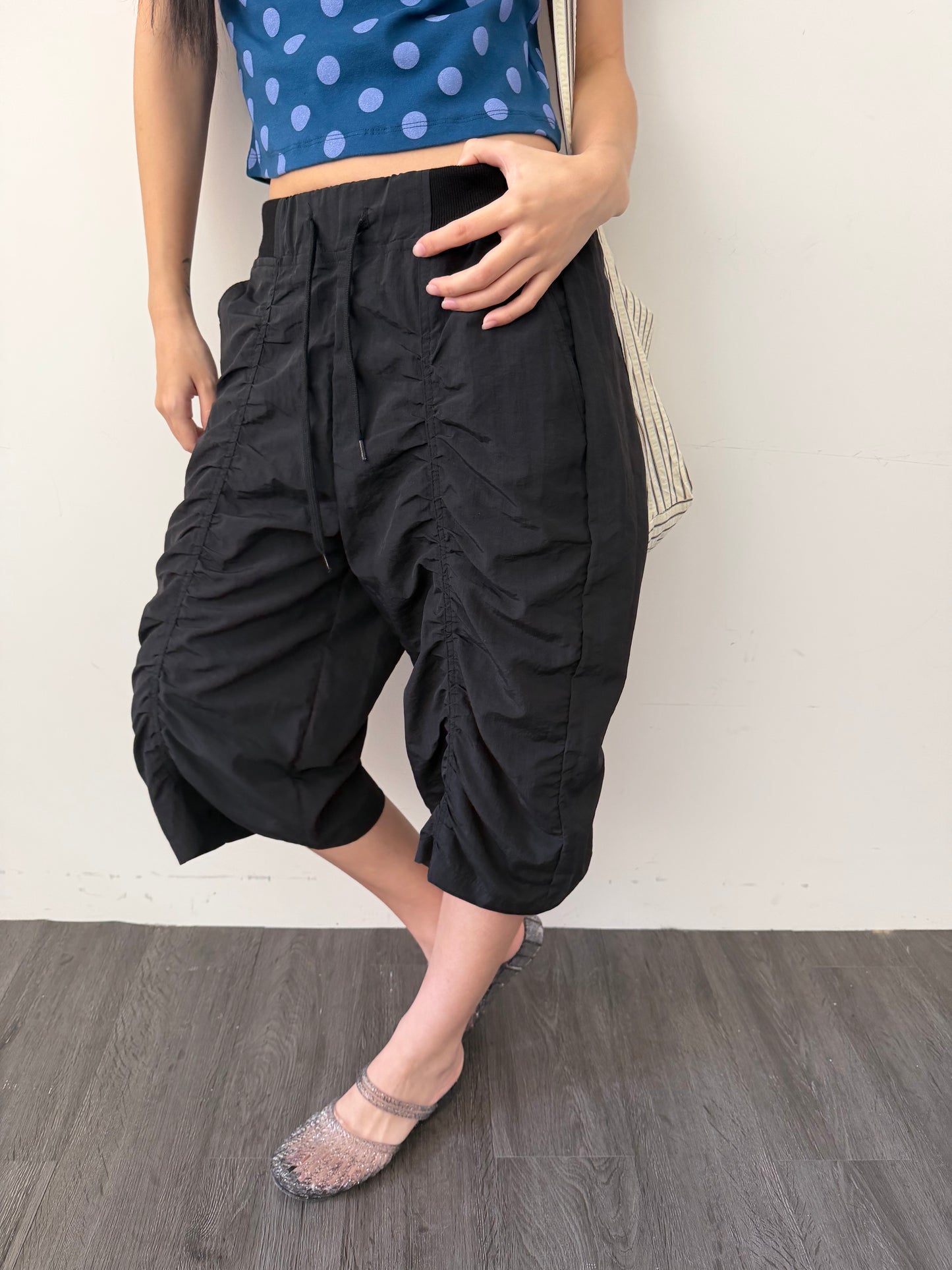 Crinkled Nylon Capri Pants