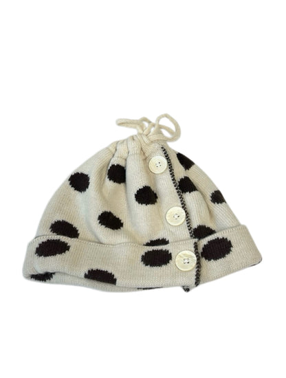Polka dot knit button hat
