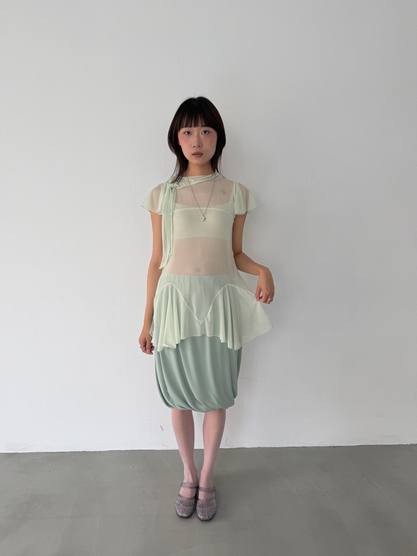 Elastic tulip midi skirt