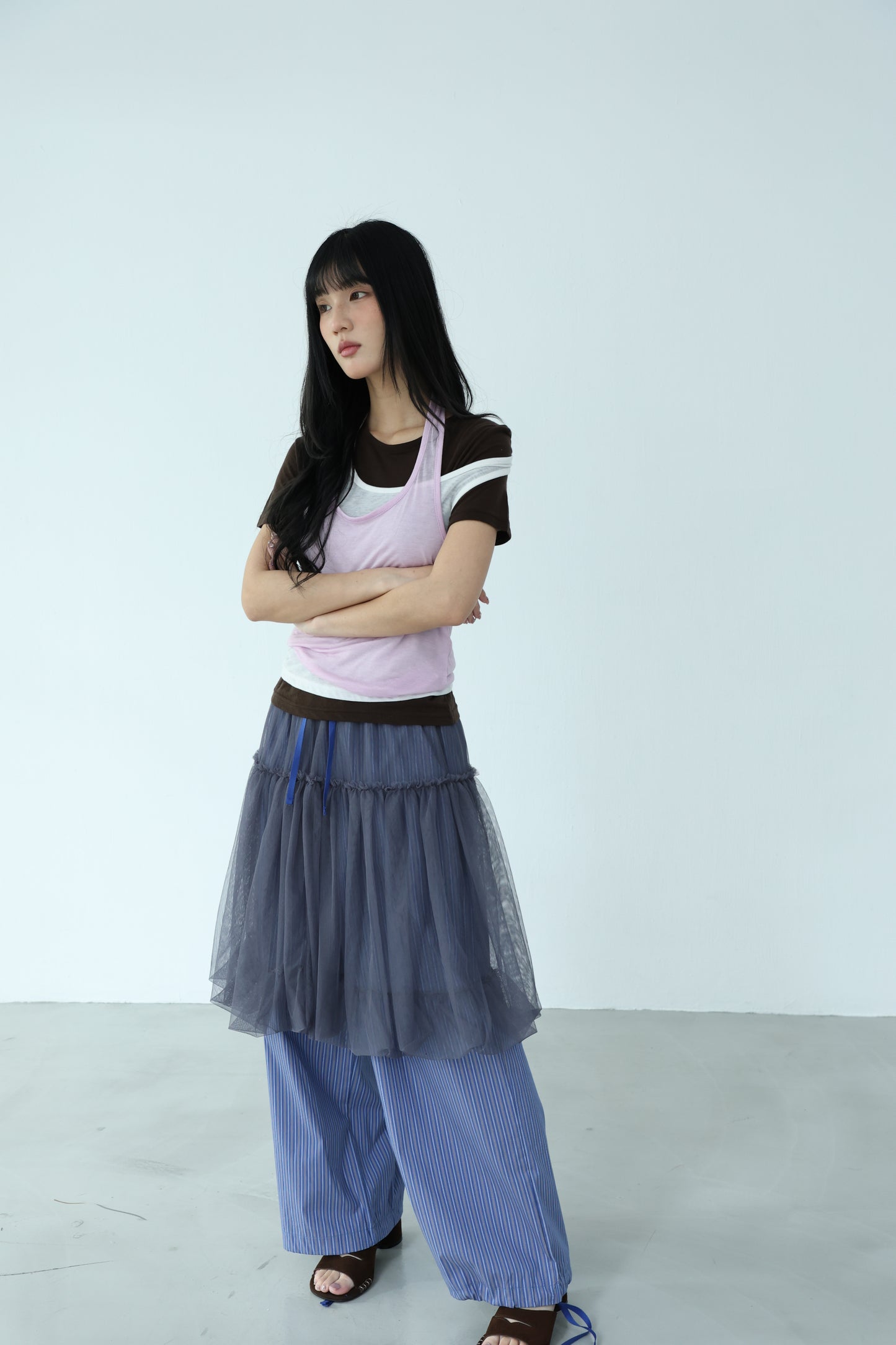Thin halter neck vest （繞脖背心）