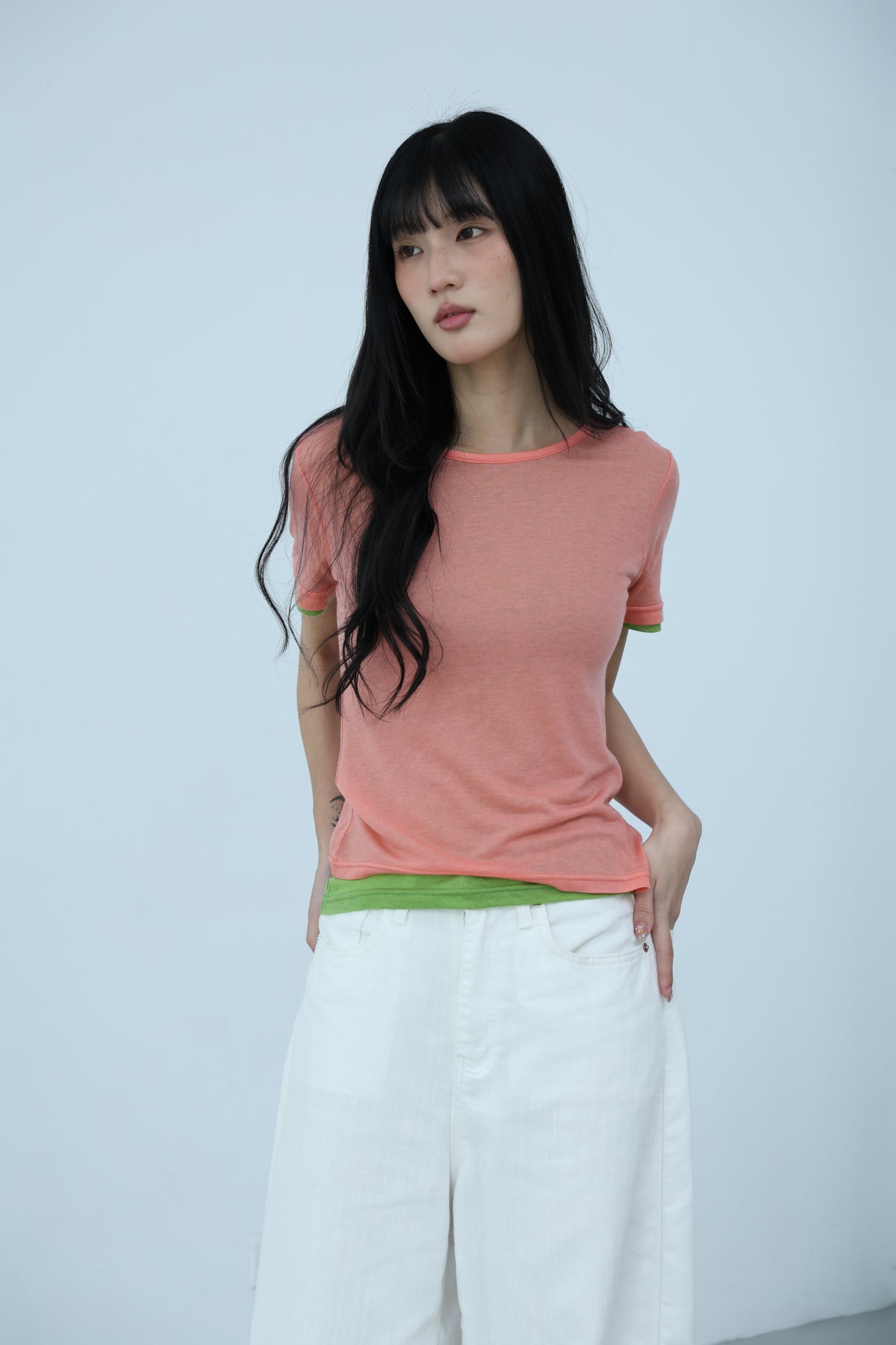 Thin short-sleeved top