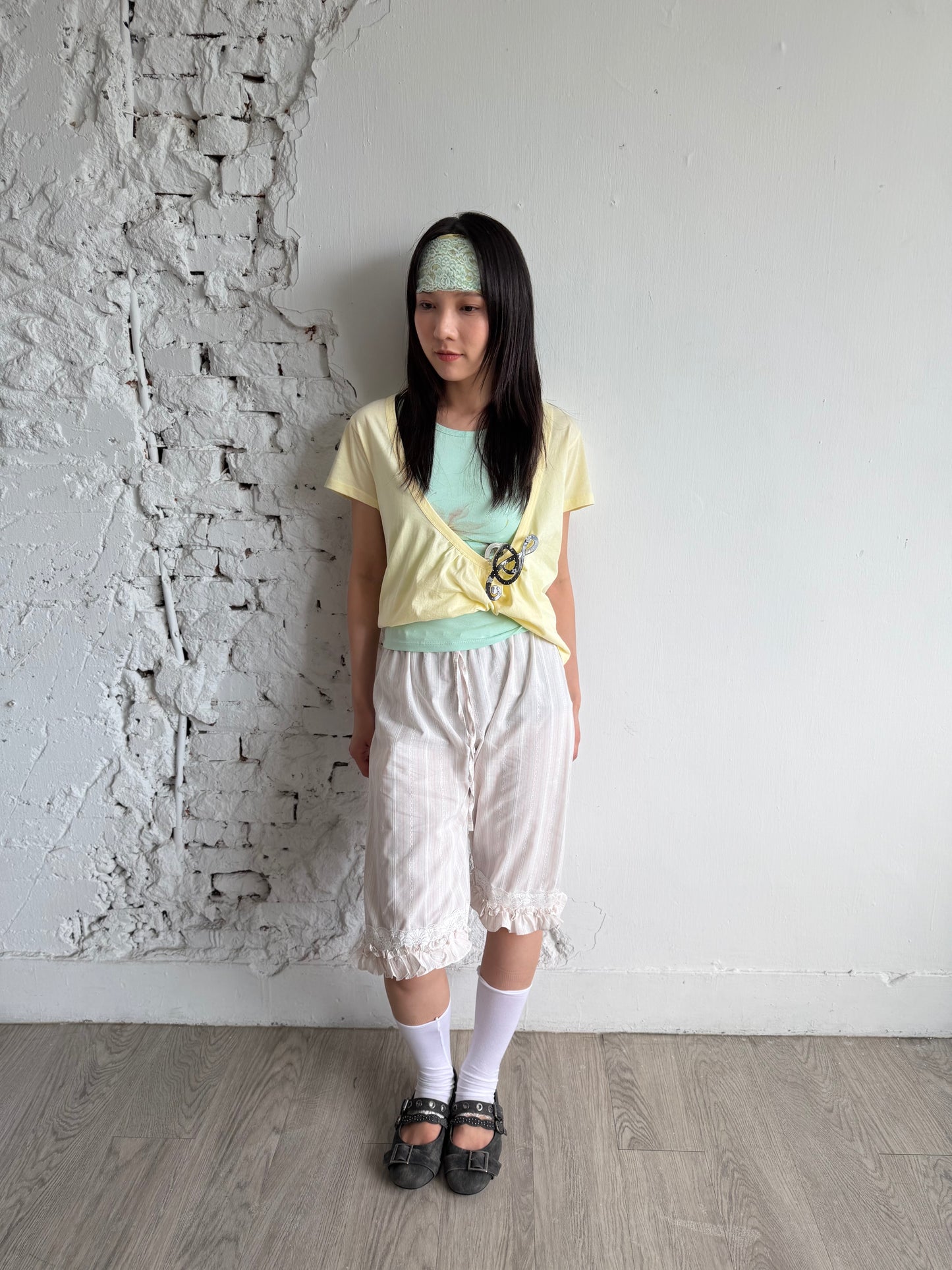U-neck cotton top
