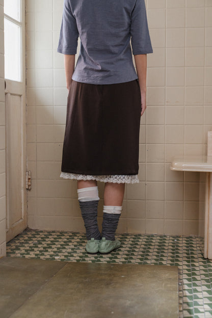 Lace-trimmed midi skirt