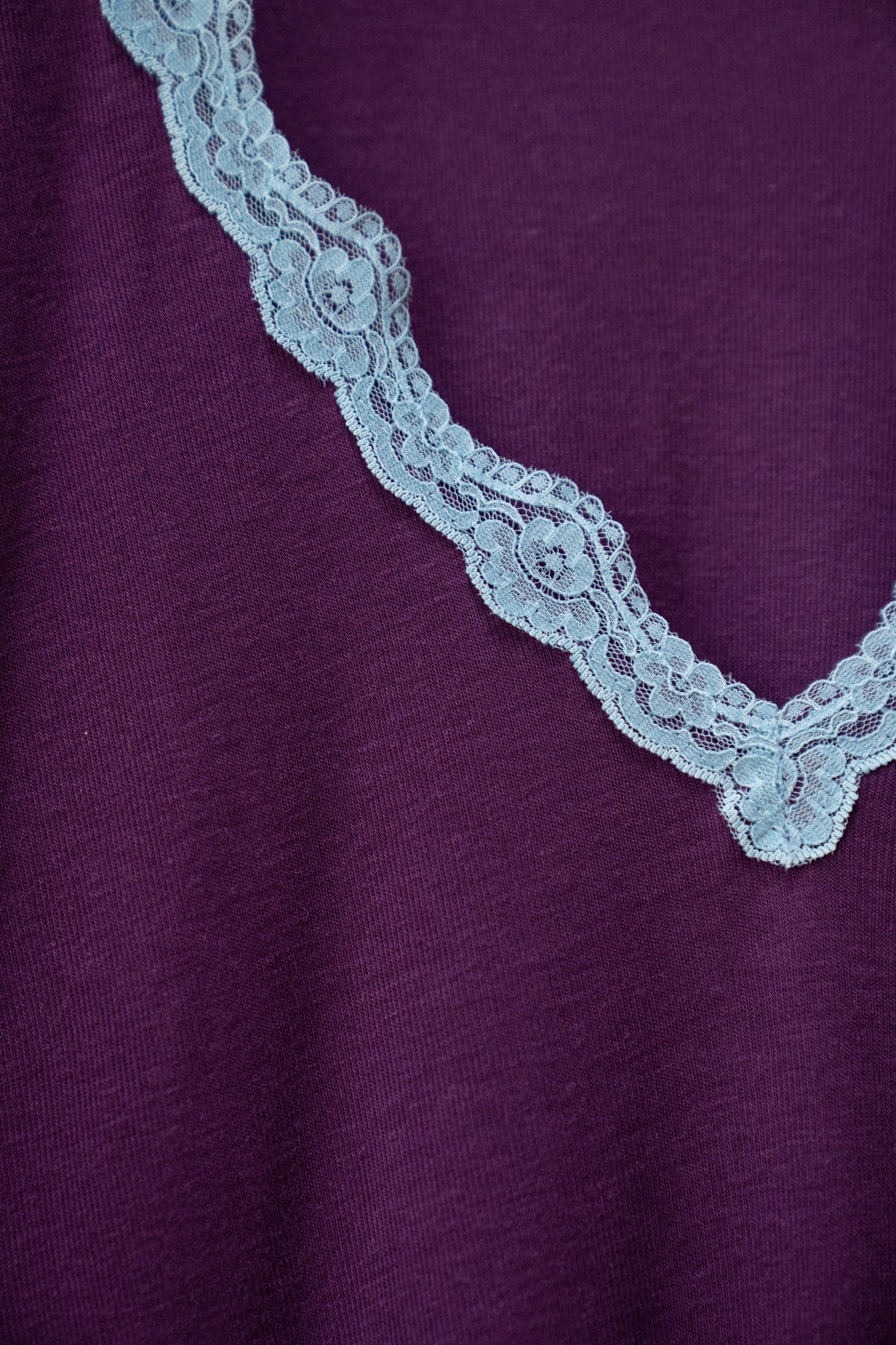 Lightweight V-Neck Lace-Trimmed Long-Sleeve Tee