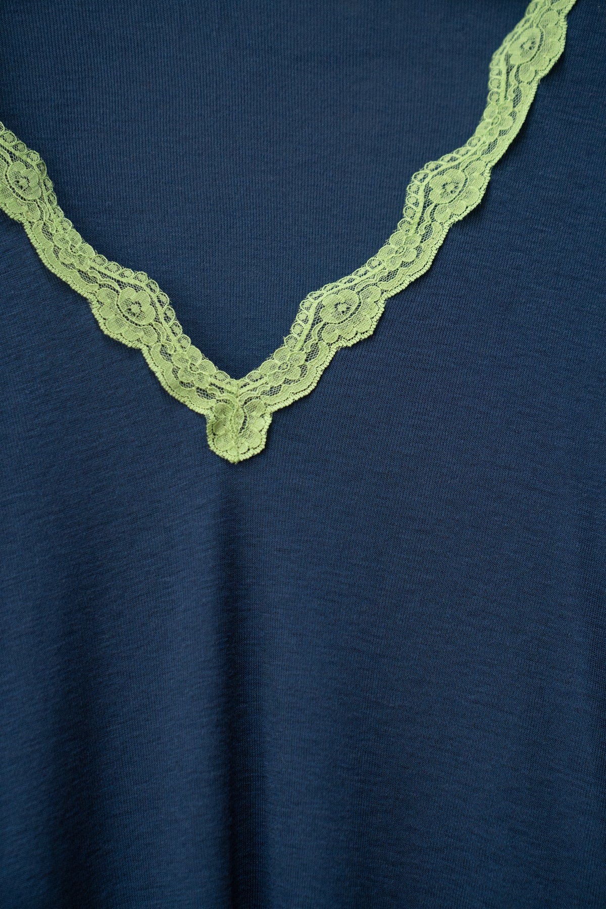 Lightweight V-Neck Lace-Trimmed Long-Sleeve Tee