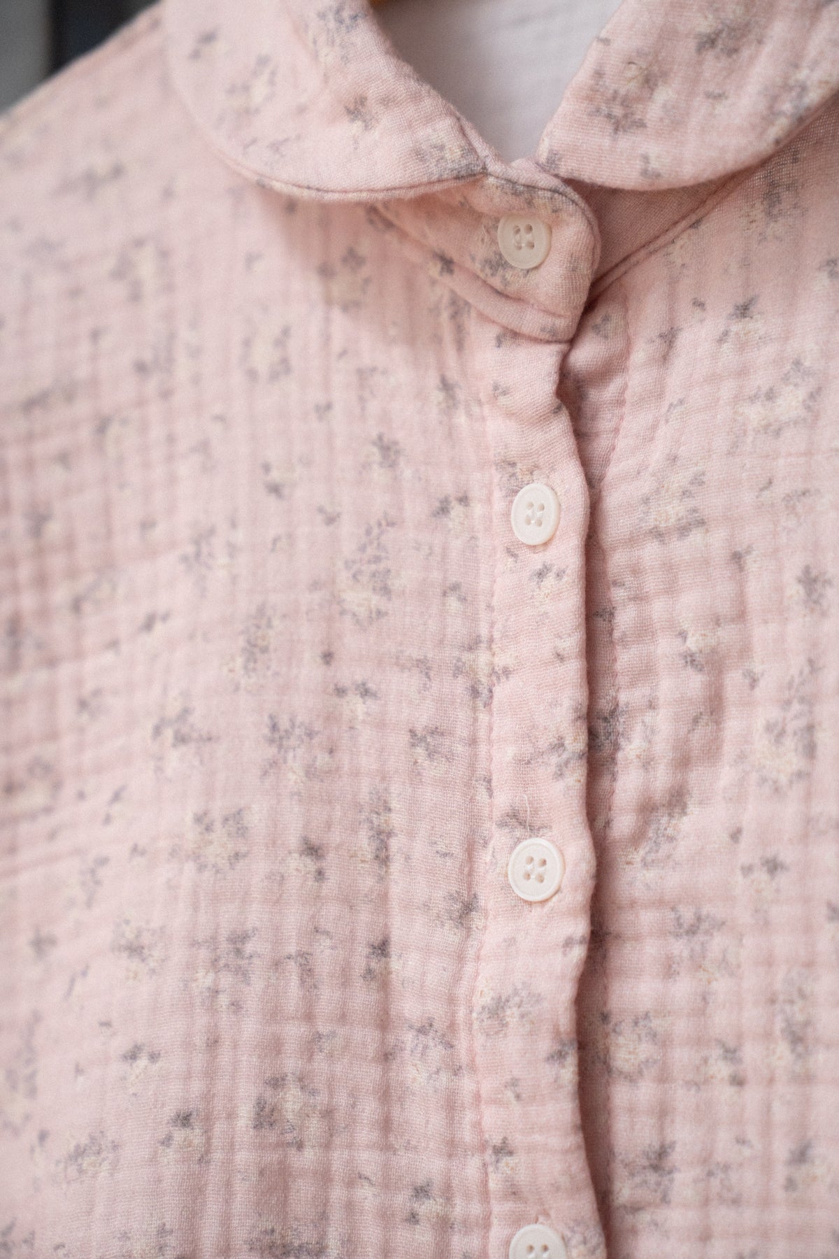 Retro Floral Three-Quarter Sleeve Shirt