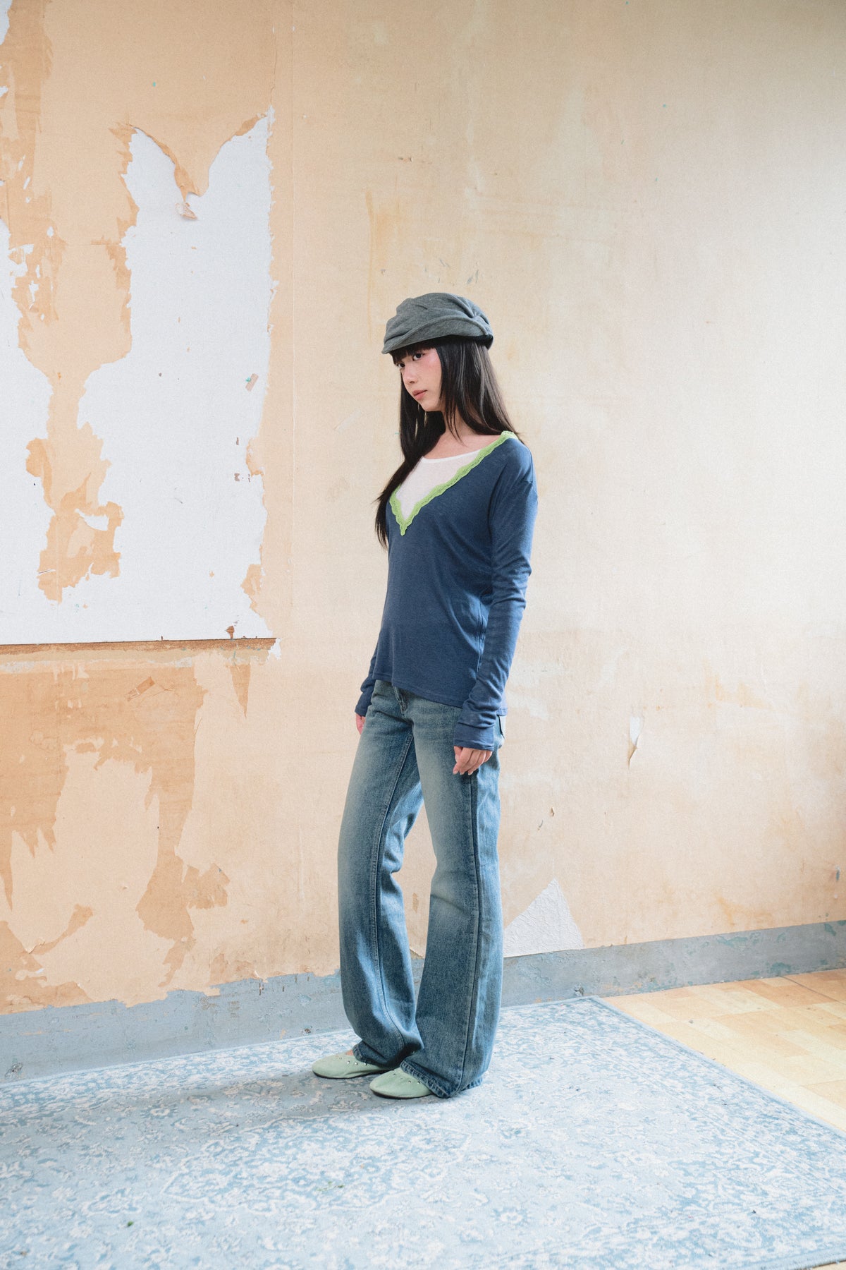 Low-Rise Flared Jeans