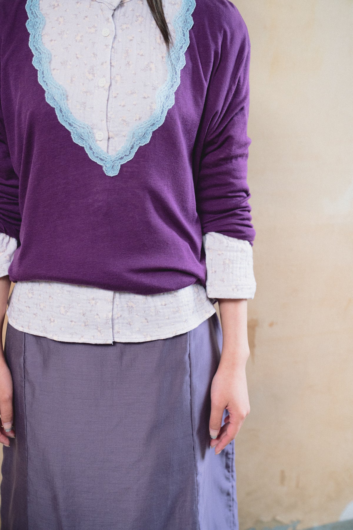 Lightweight V-Neck Lace-Trimmed Long-Sleeve Tee
