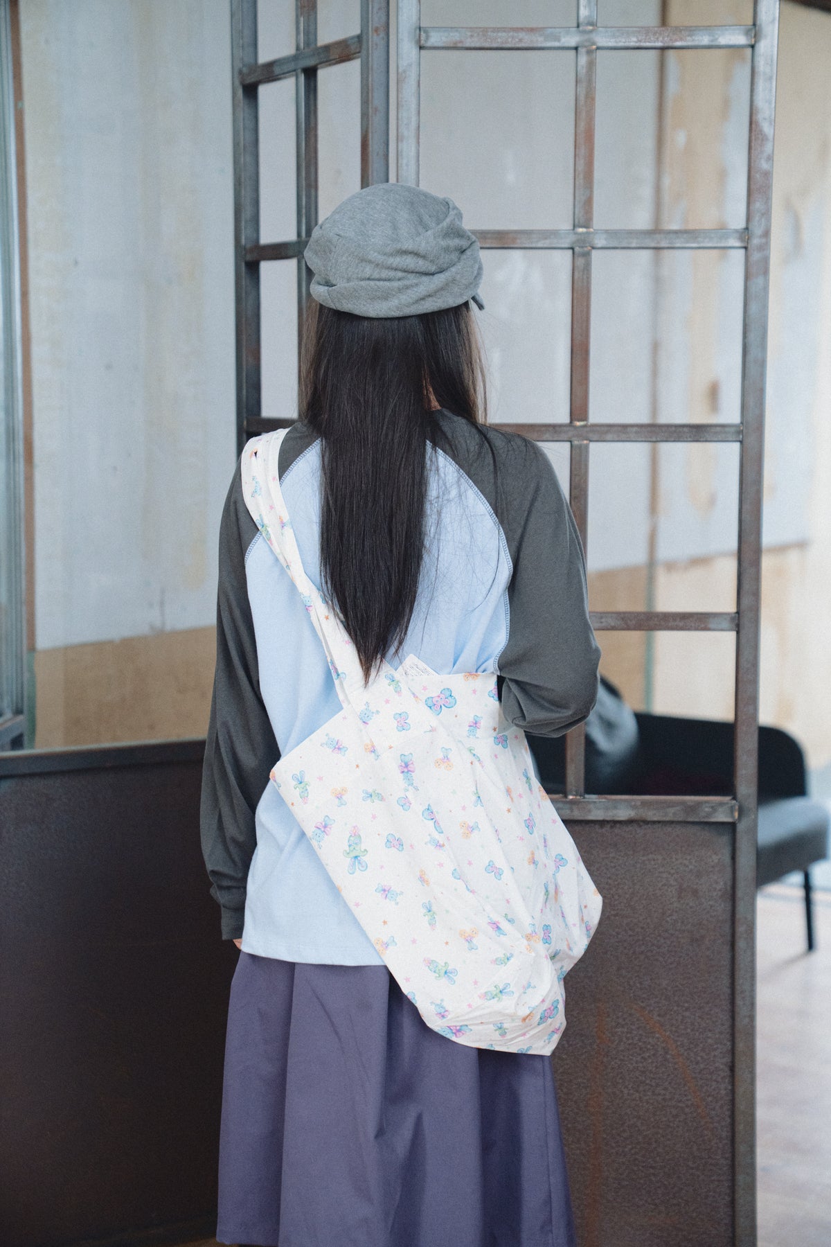 Loose-Fit Raglan Top