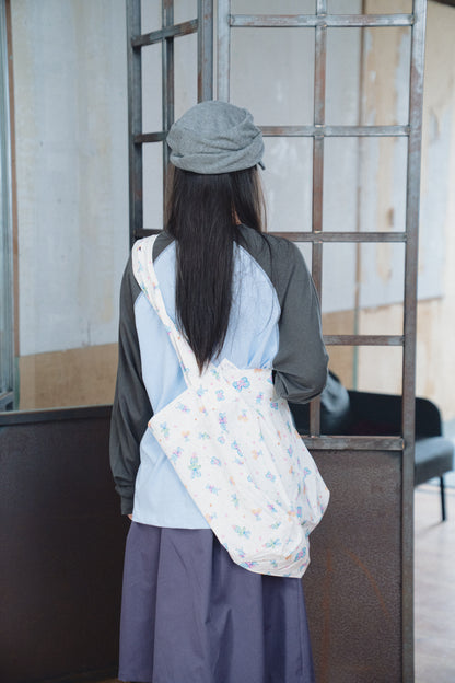 Loose-Fit Raglan Top