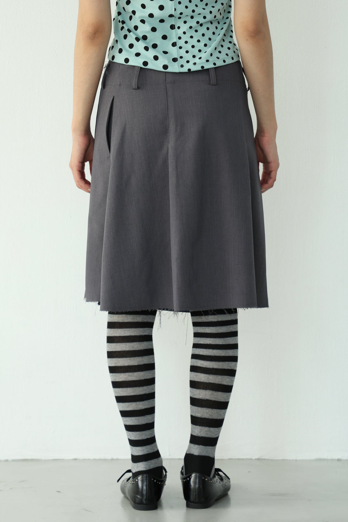 Fringed suit-style one-piece skirt