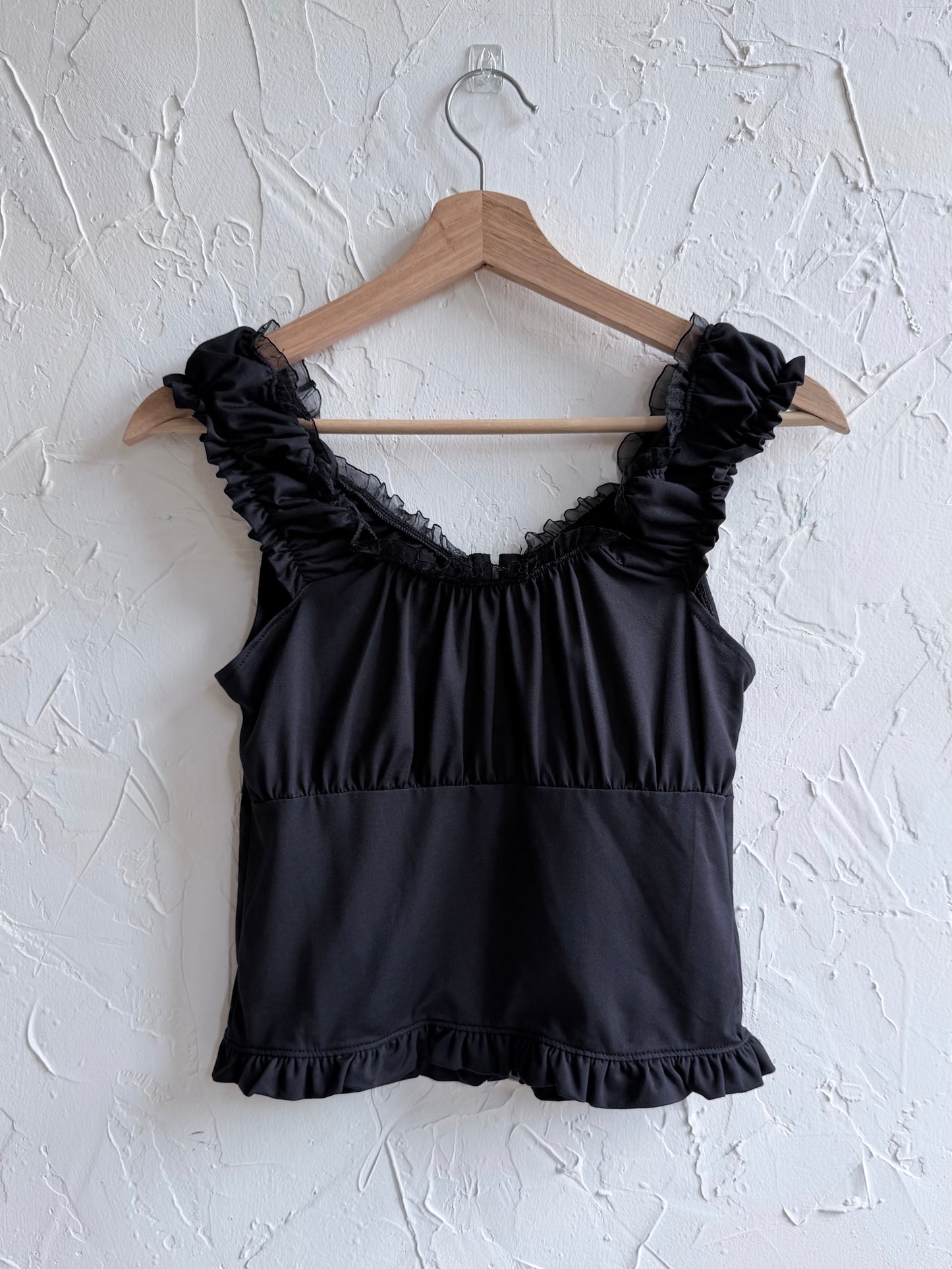 Elastic ruched lace top