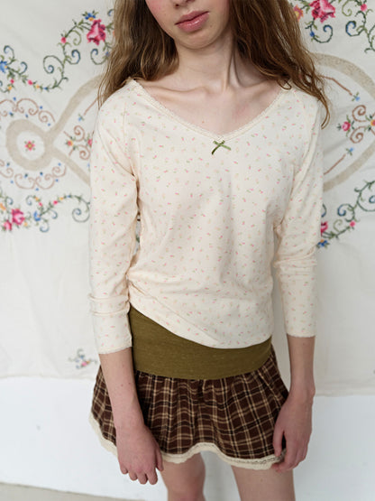 FUN FROM FUN Soft Flower Tee, Cream
