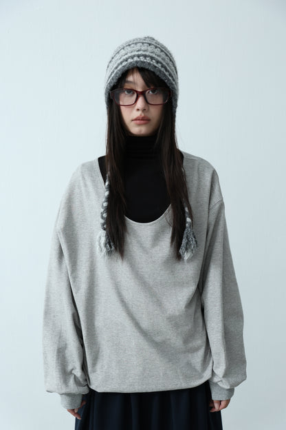 U-neck loose sweatshirt