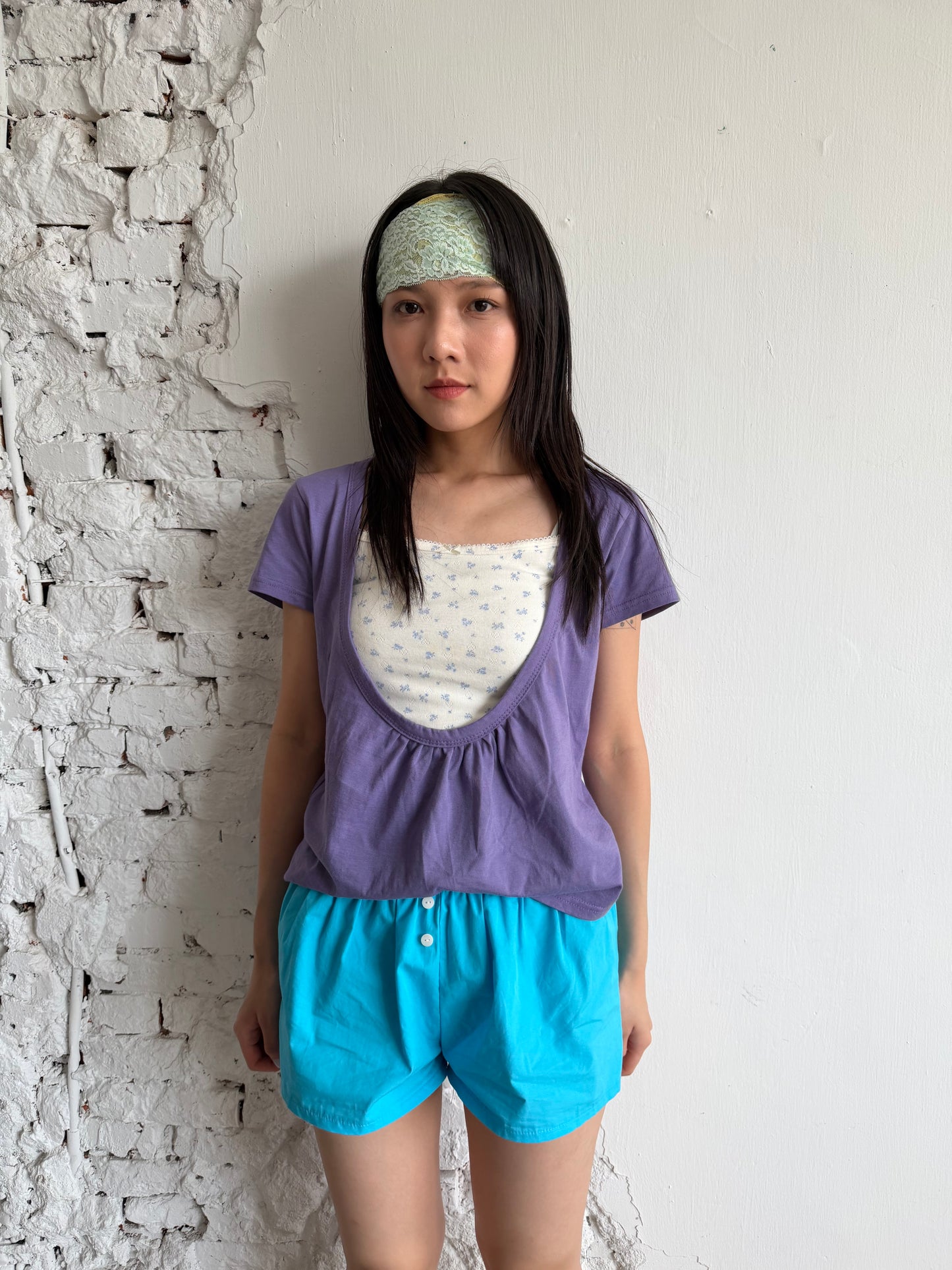 U-neck cotton top