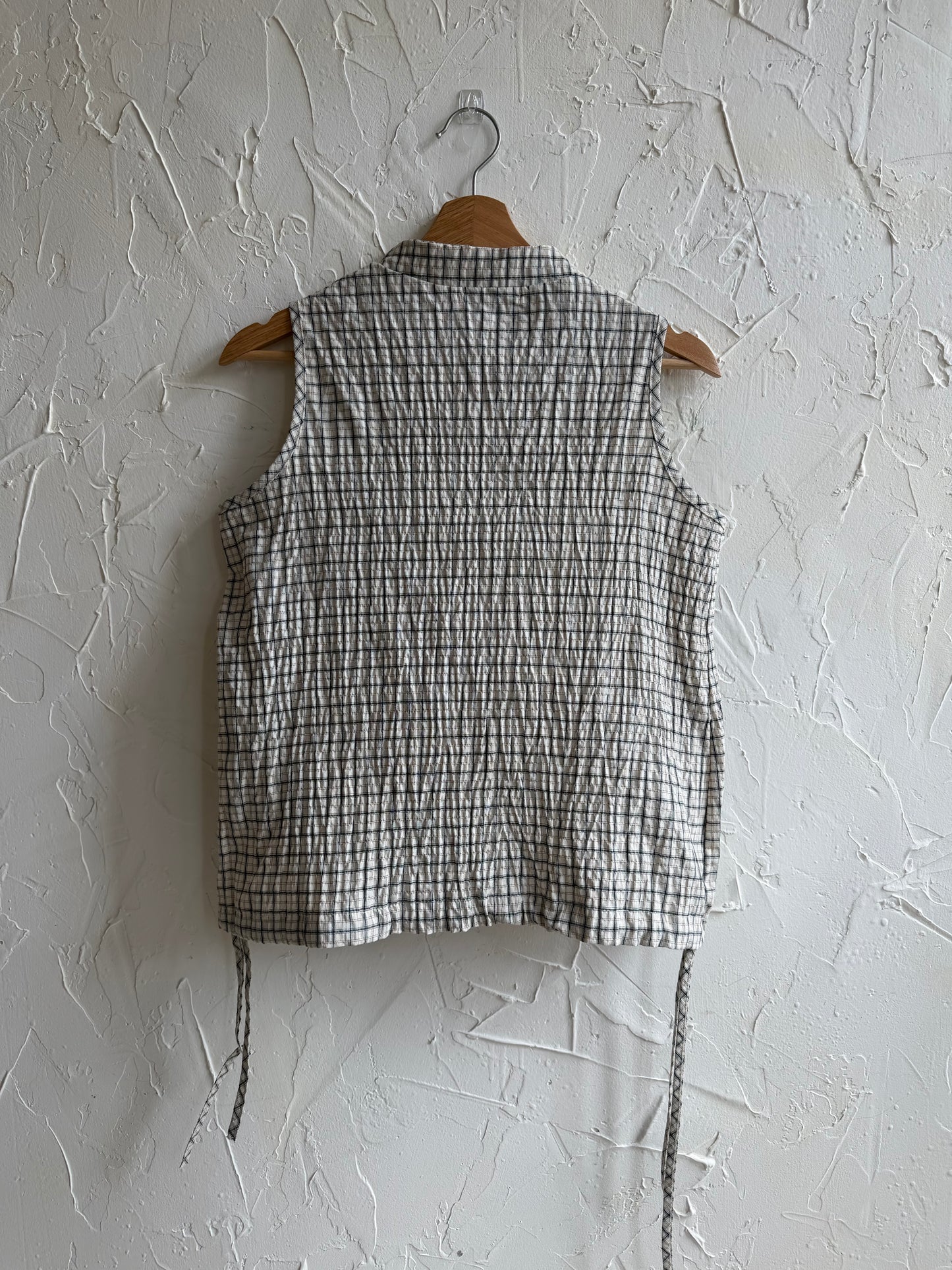Checkered button pocket vest