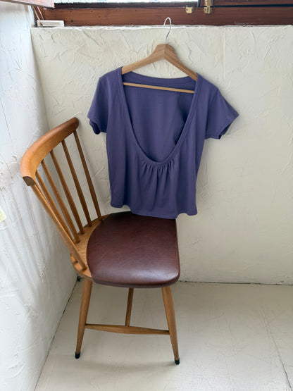 U-neck cotton top