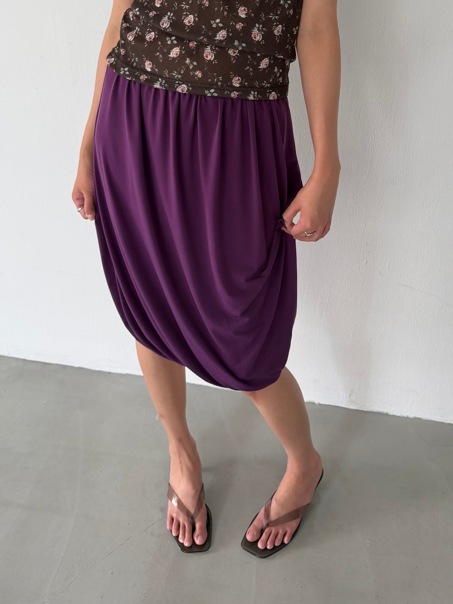 Elastic tulip midi skirt