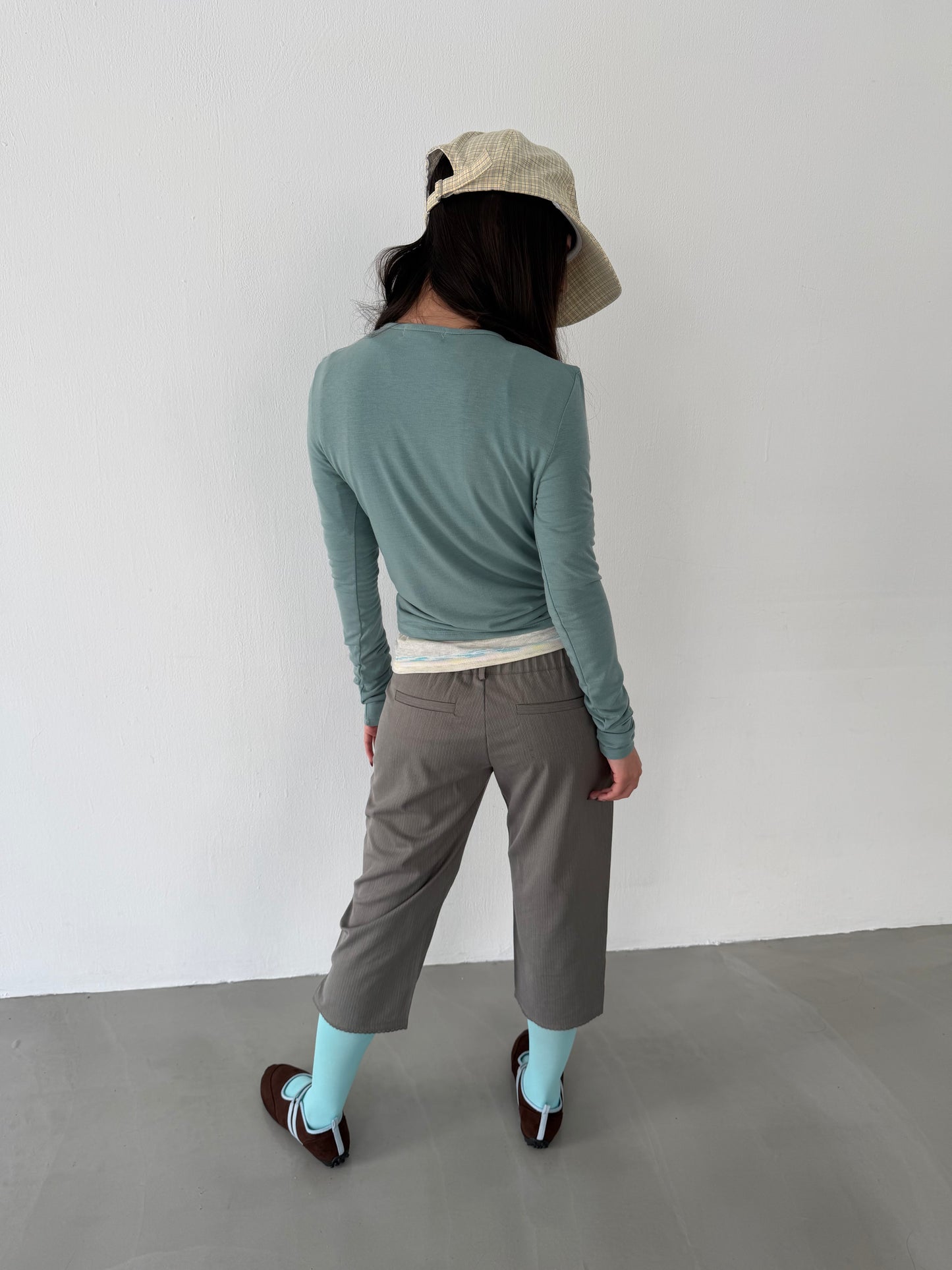 Suit lace capri pants