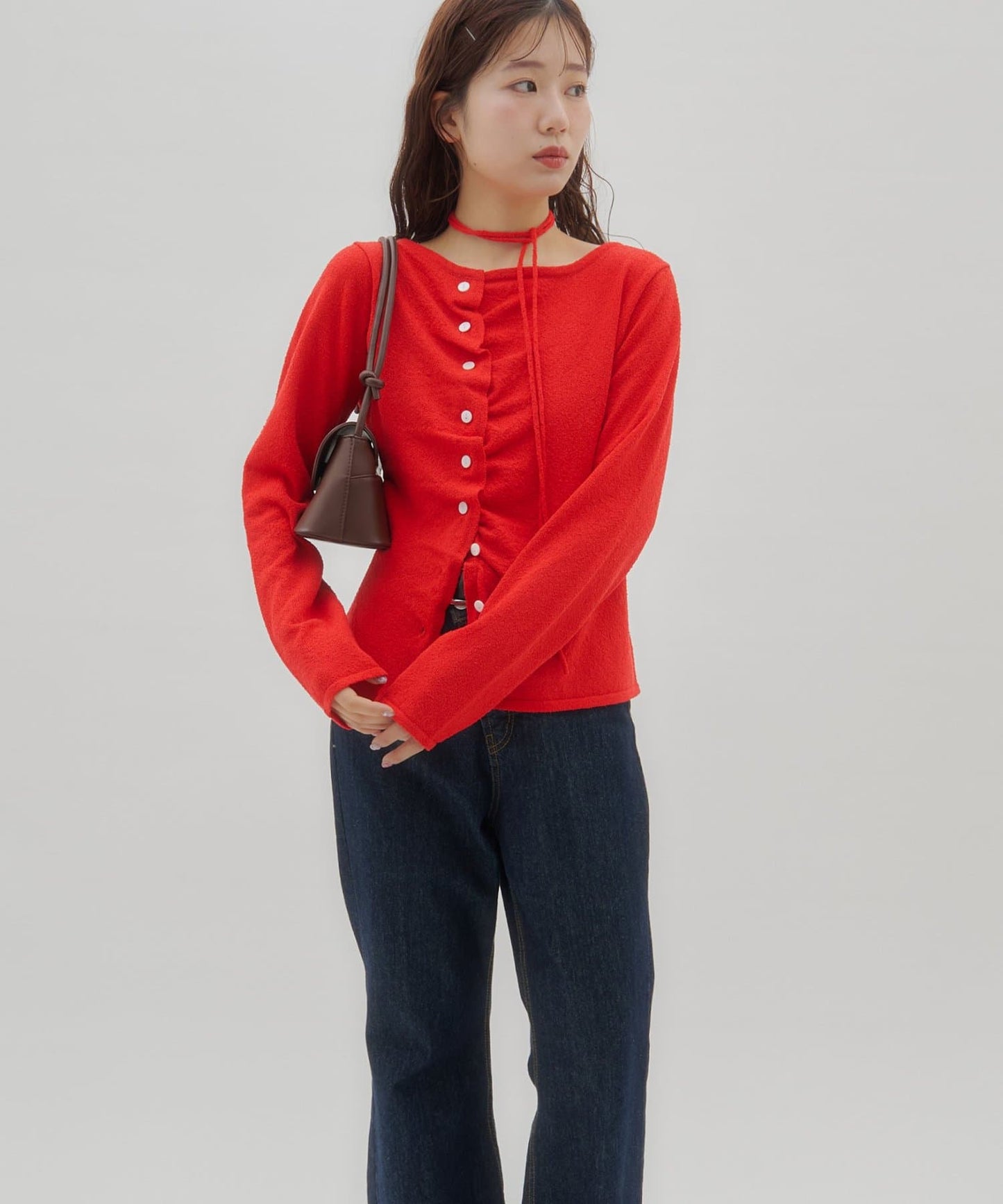（sale 至8/23 22:00）皺摺鈕扣開襟衫