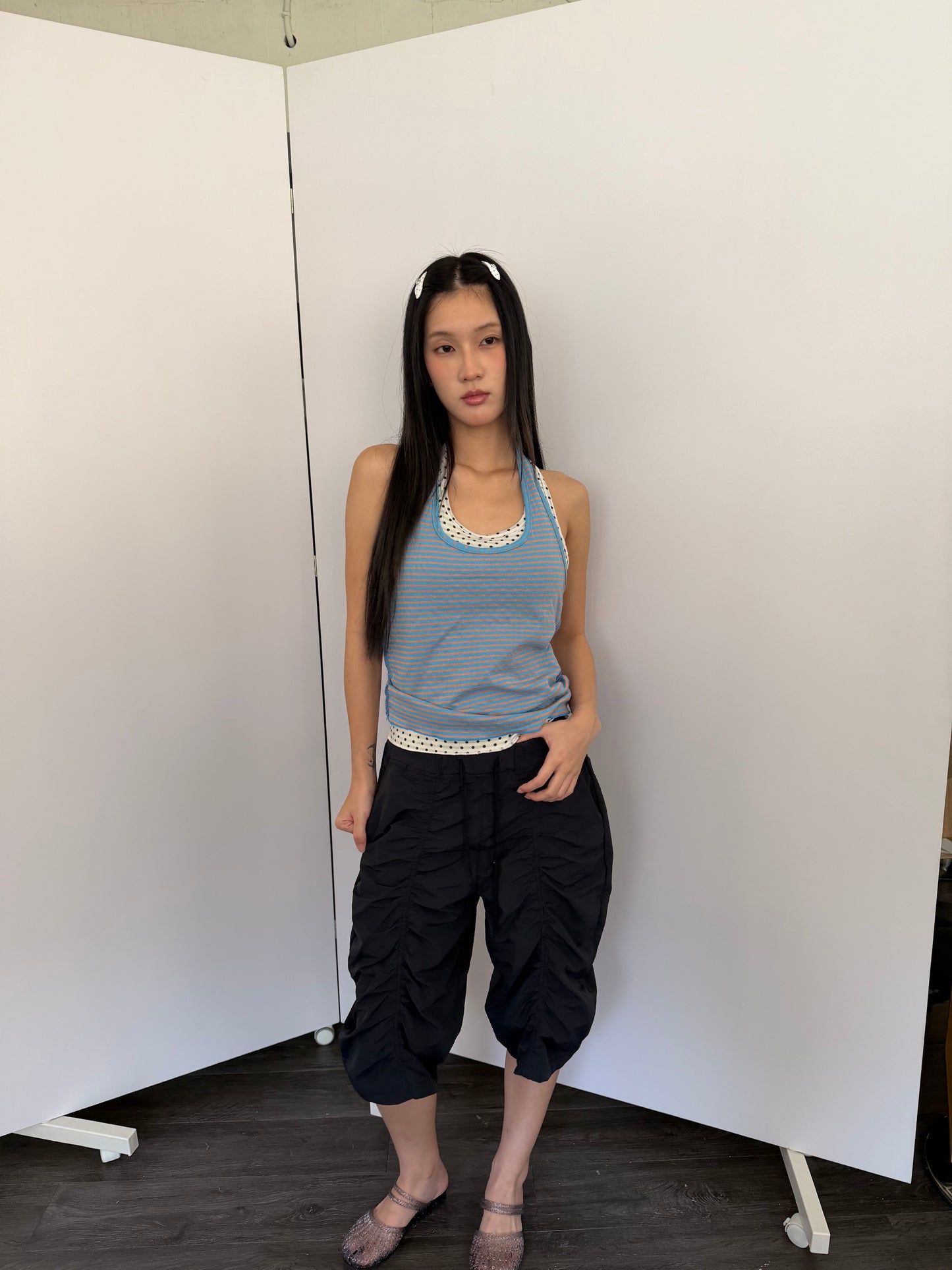 圓點條紋掛脖上衣