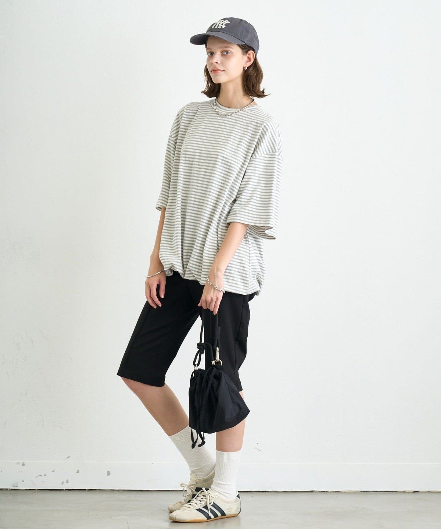（sale 至8/23 22:00） CIAOPANIC TYPY 下擺氣球廓形寬版短袖 TEE