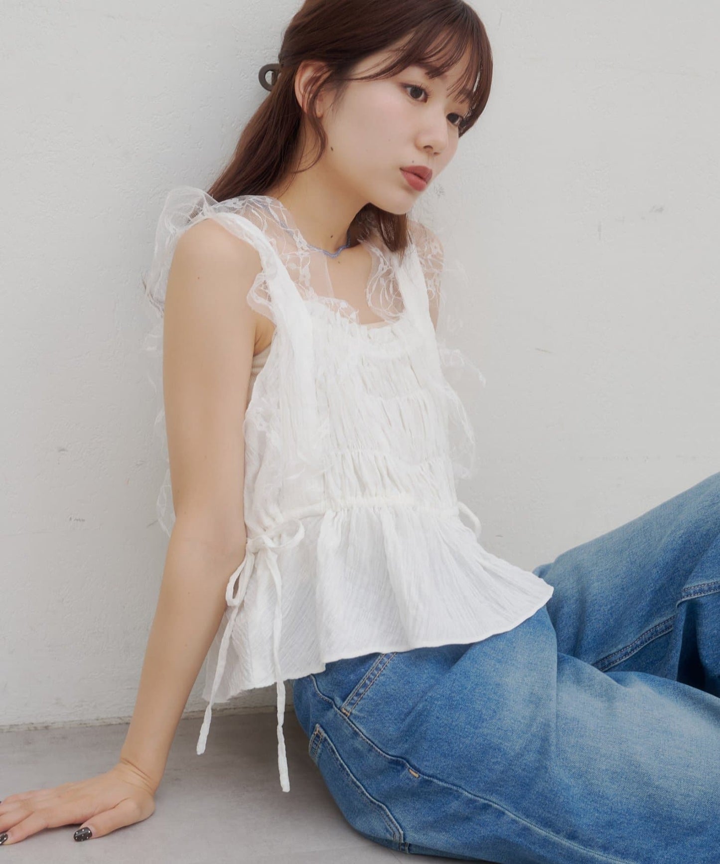 （sale 至8/23 22:00）蕾絲肩帶抓皺背心
