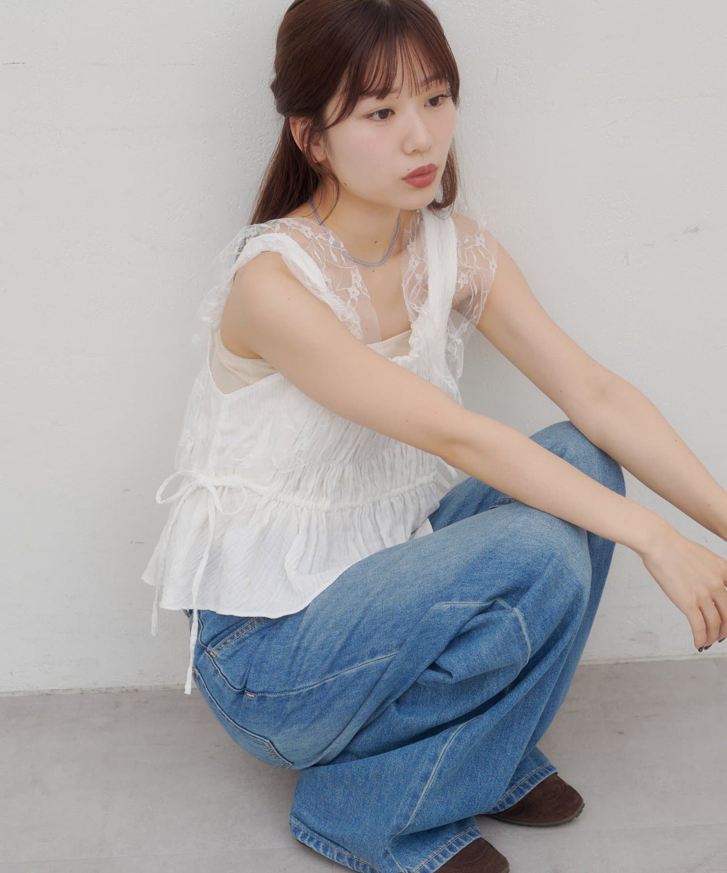 （sale 至8/23 22:00）蕾絲肩帶抓皺背心