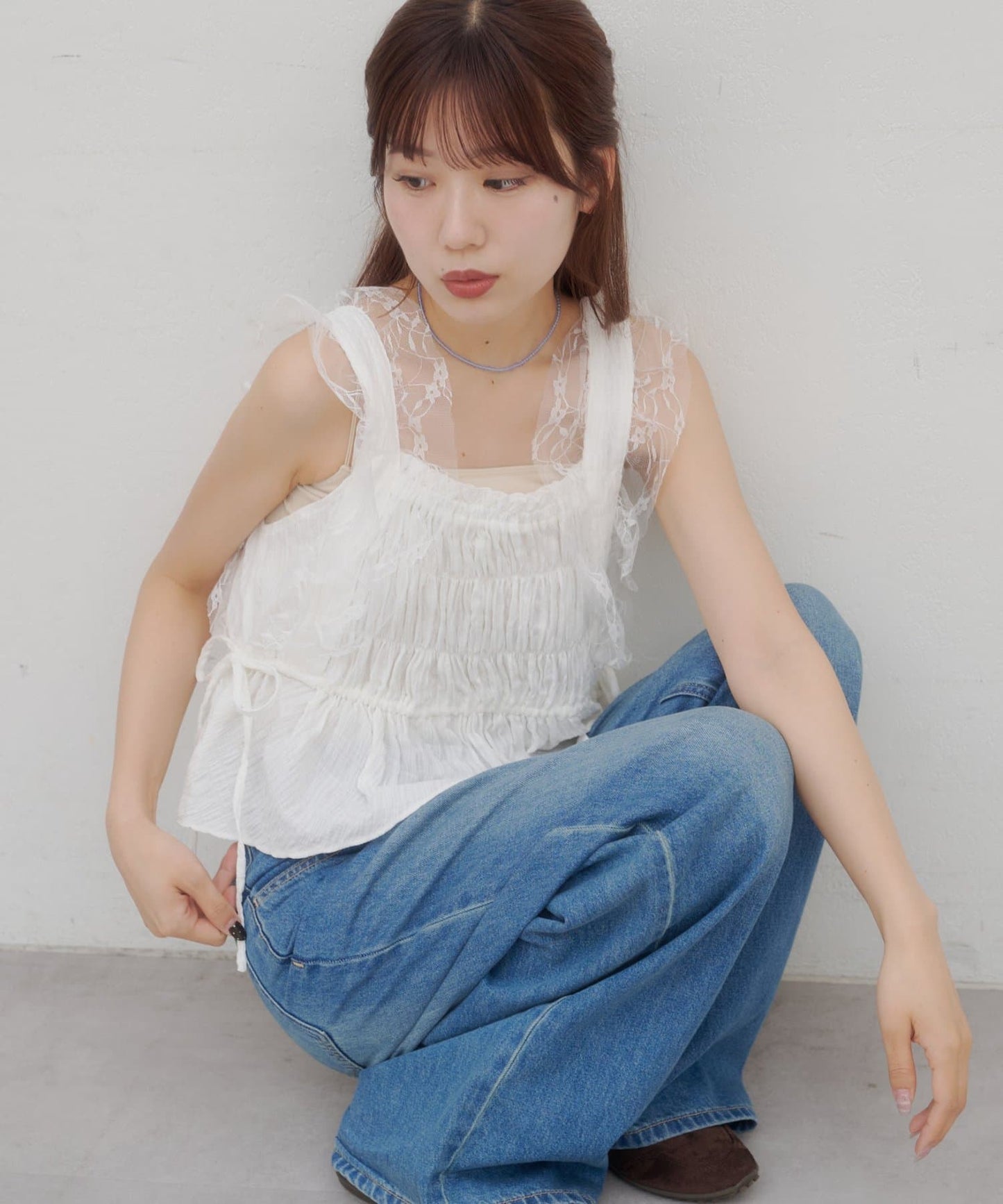 （sale 至8/23 22:00）蕾絲肩帶抓皺背心