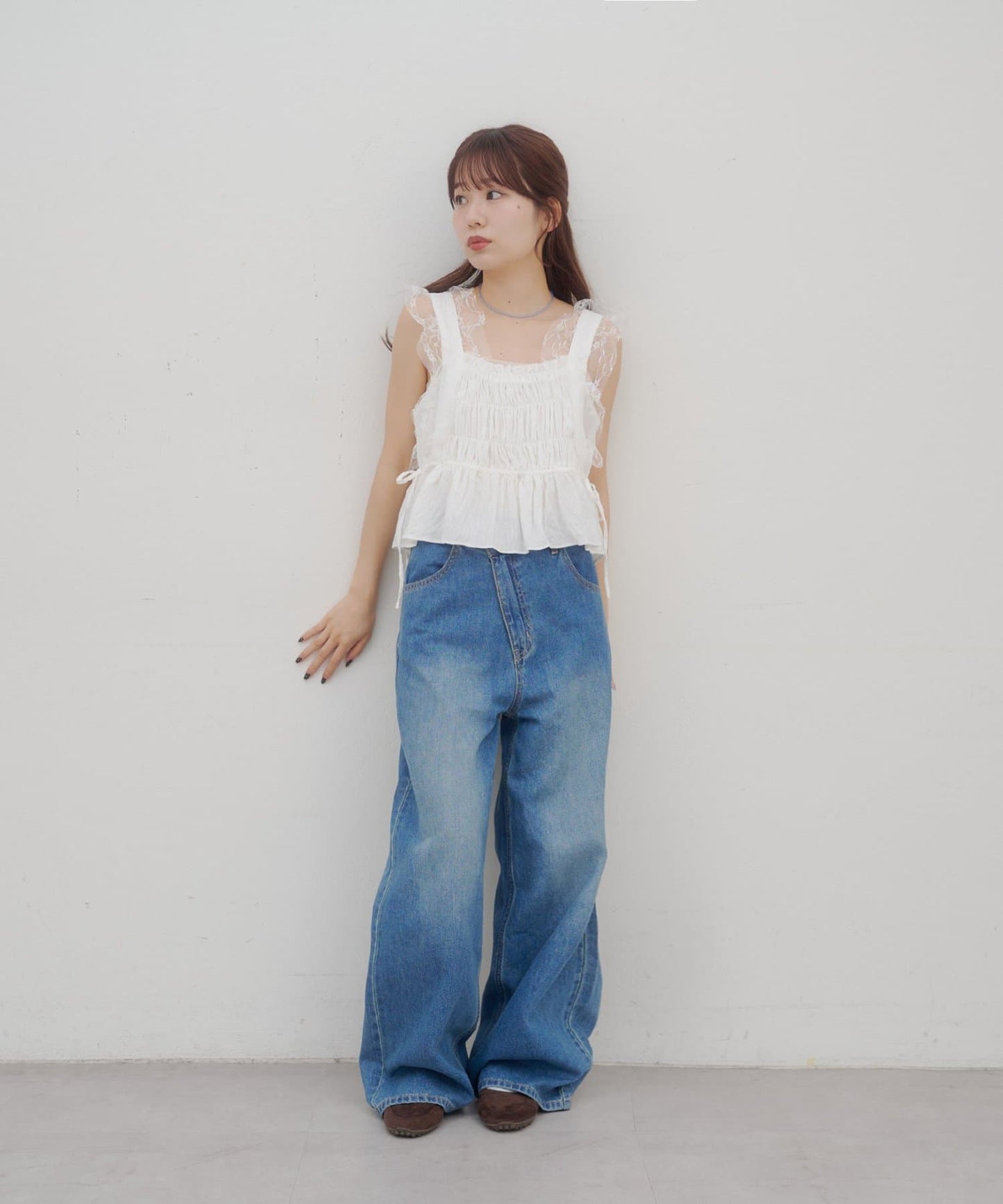 （sale 至8/23 22:00）蕾絲肩帶抓皺背心