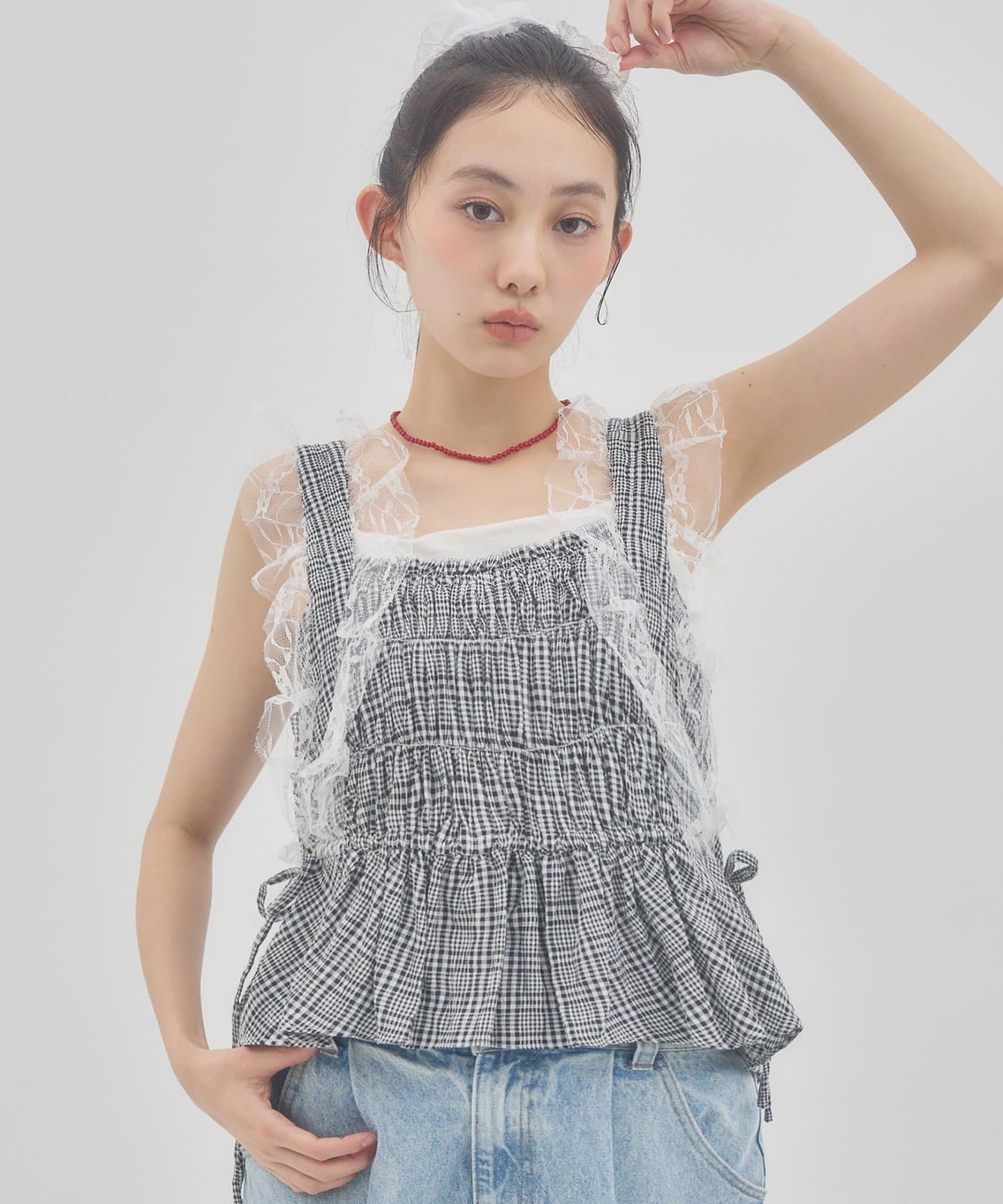 （sale 至8/23 22:00）蕾絲肩帶抓皺背心