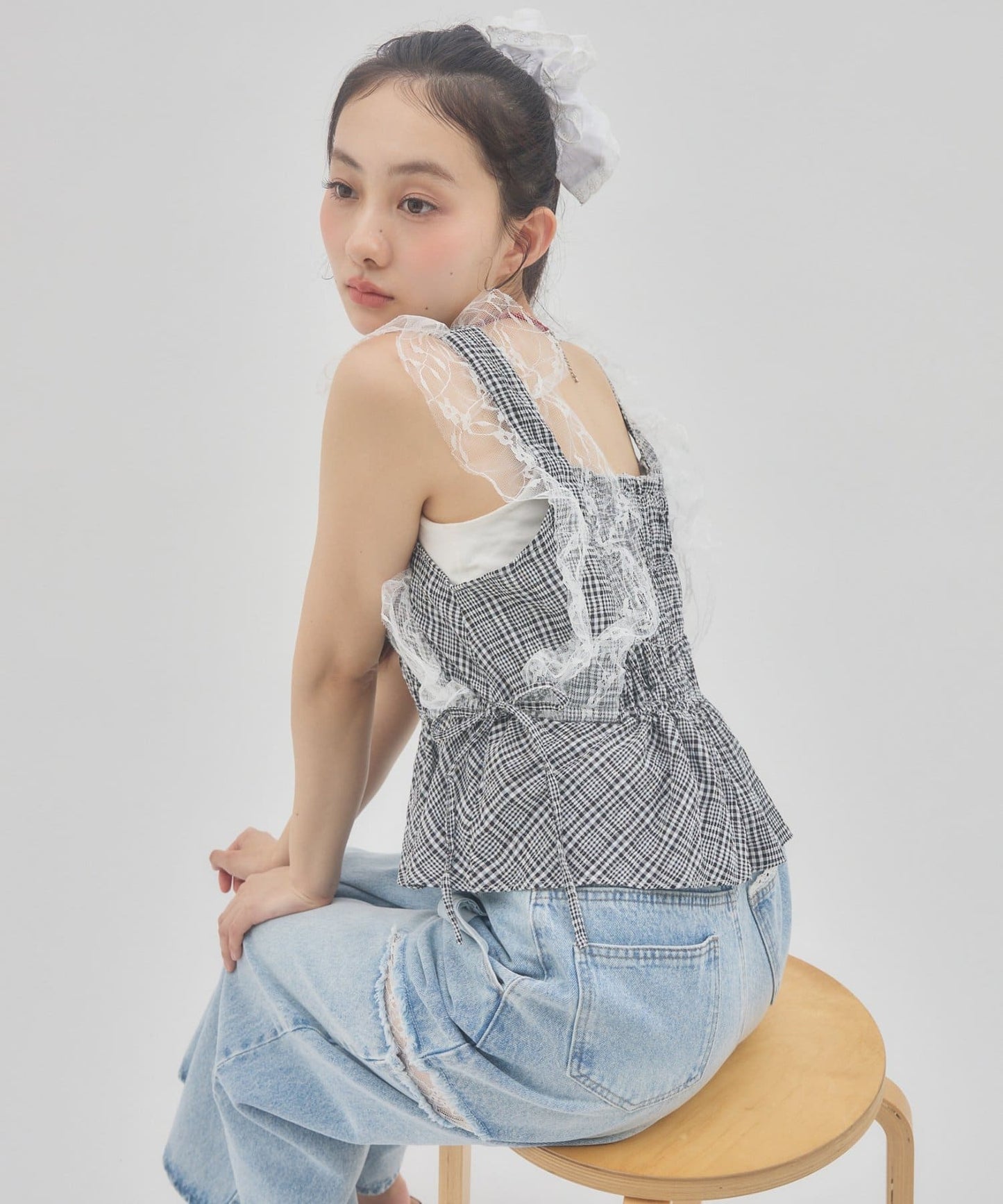（sale 至8/23 22:00）蕾絲肩帶抓皺背心