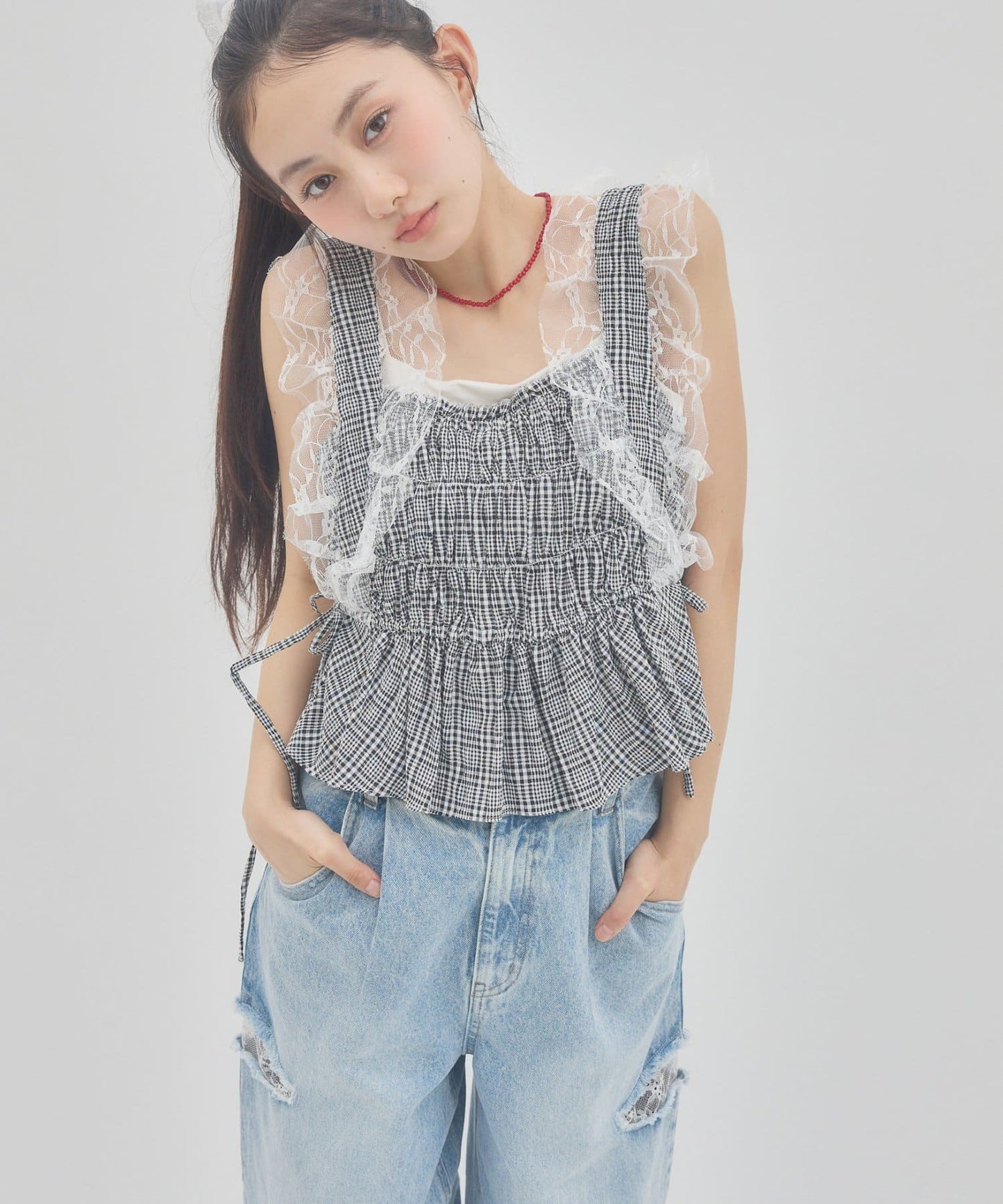 （sale 至8/23 22:00）蕾絲肩帶抓皺背心