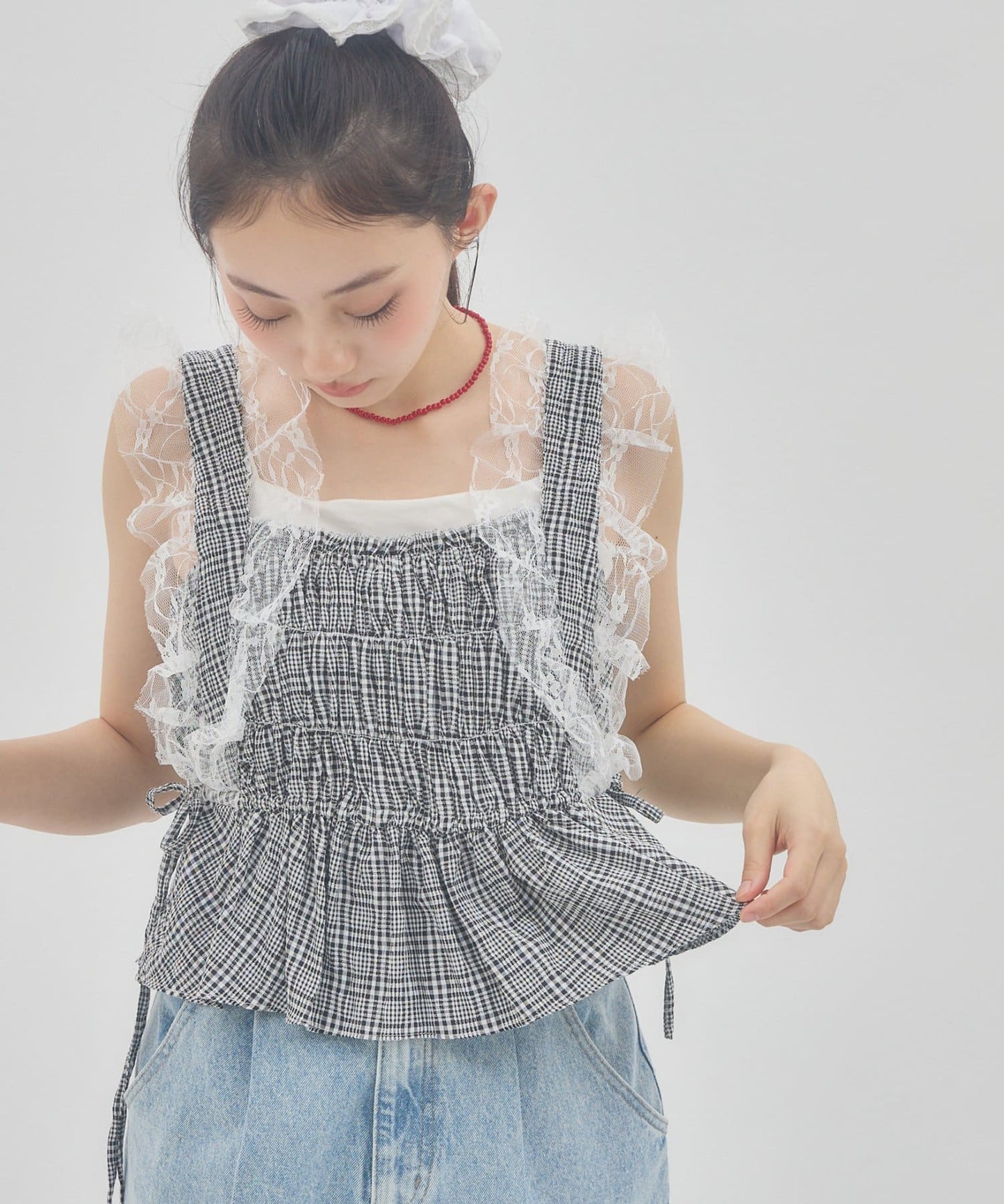 （sale 至8/23 22:00）蕾絲肩帶抓皺背心