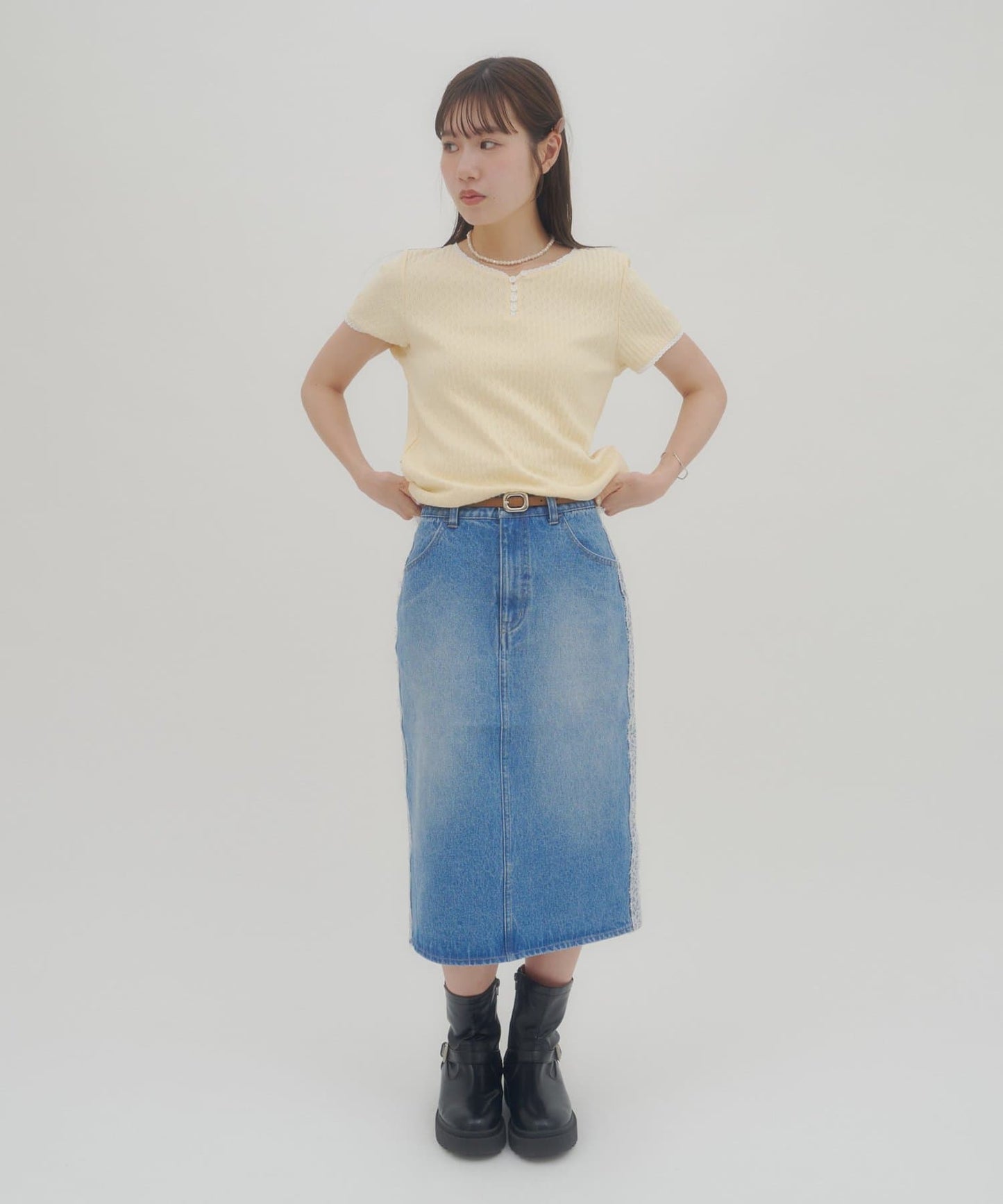 （sale 至8/23 22:00）側邊蕾絲中長牛仔裙