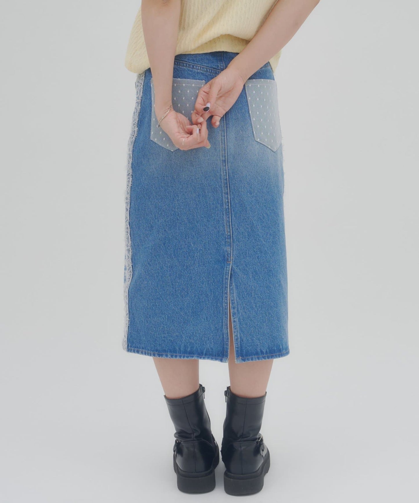 （sale 至8/23 22:00）側邊蕾絲中長牛仔裙
