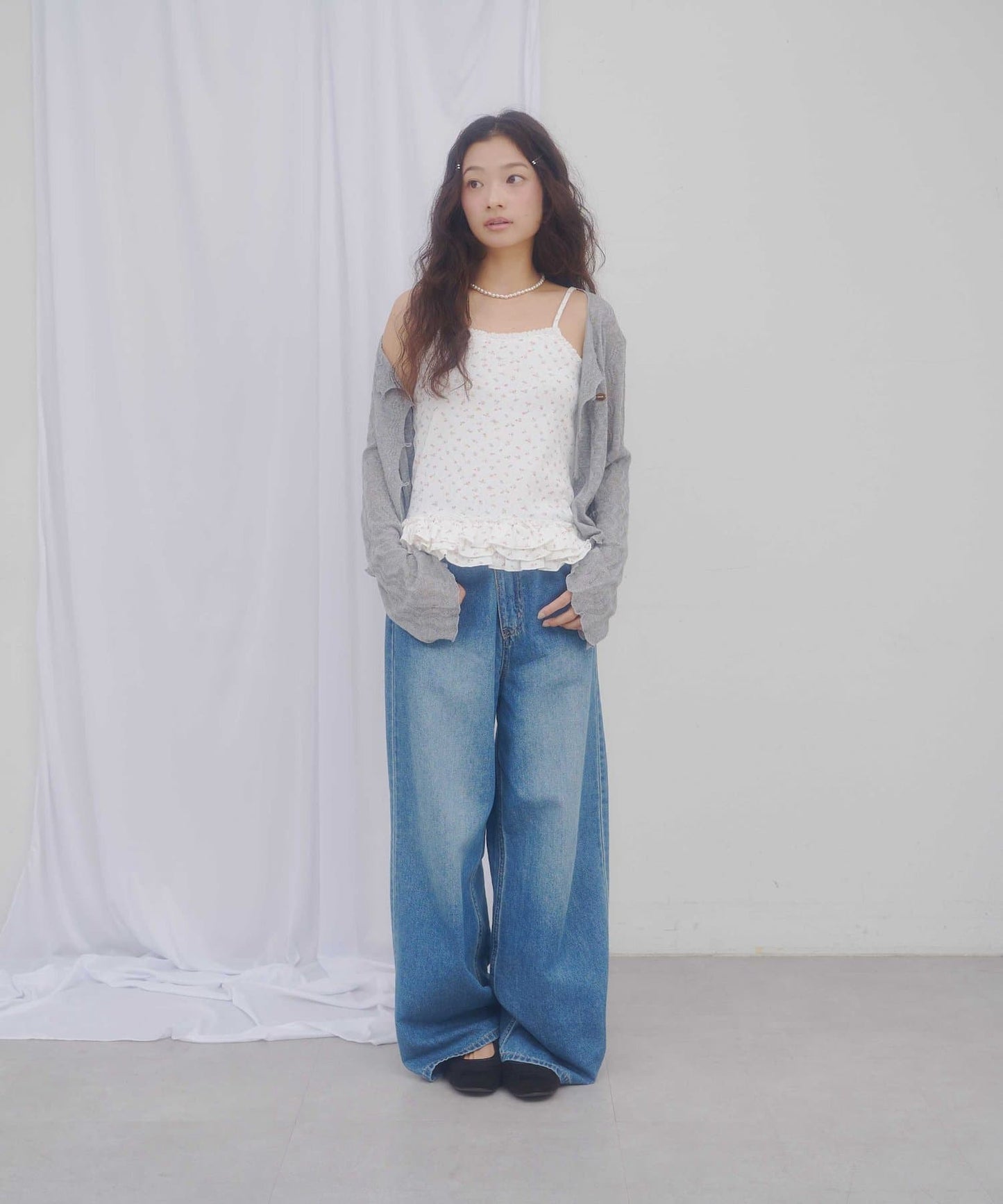 （sale 至8/23 22:00）下擺荷葉邊印花細肩背心