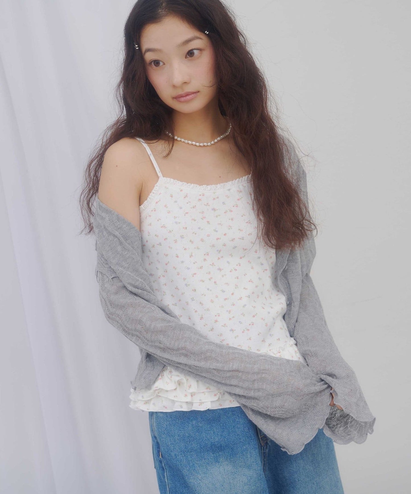 （sale 至8/23 22:00）下擺荷葉邊印花細肩背心