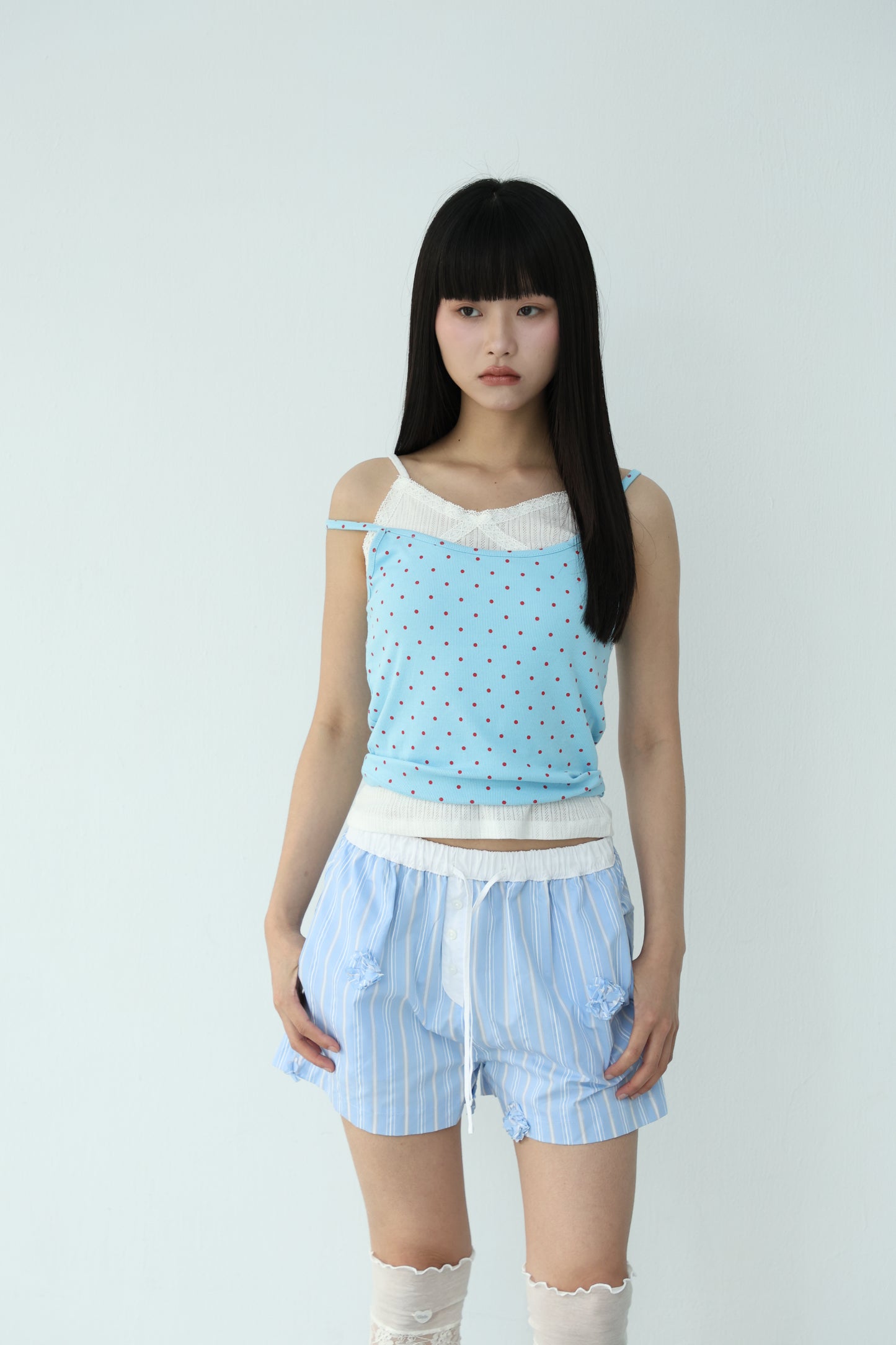 Straight stripe button shorts