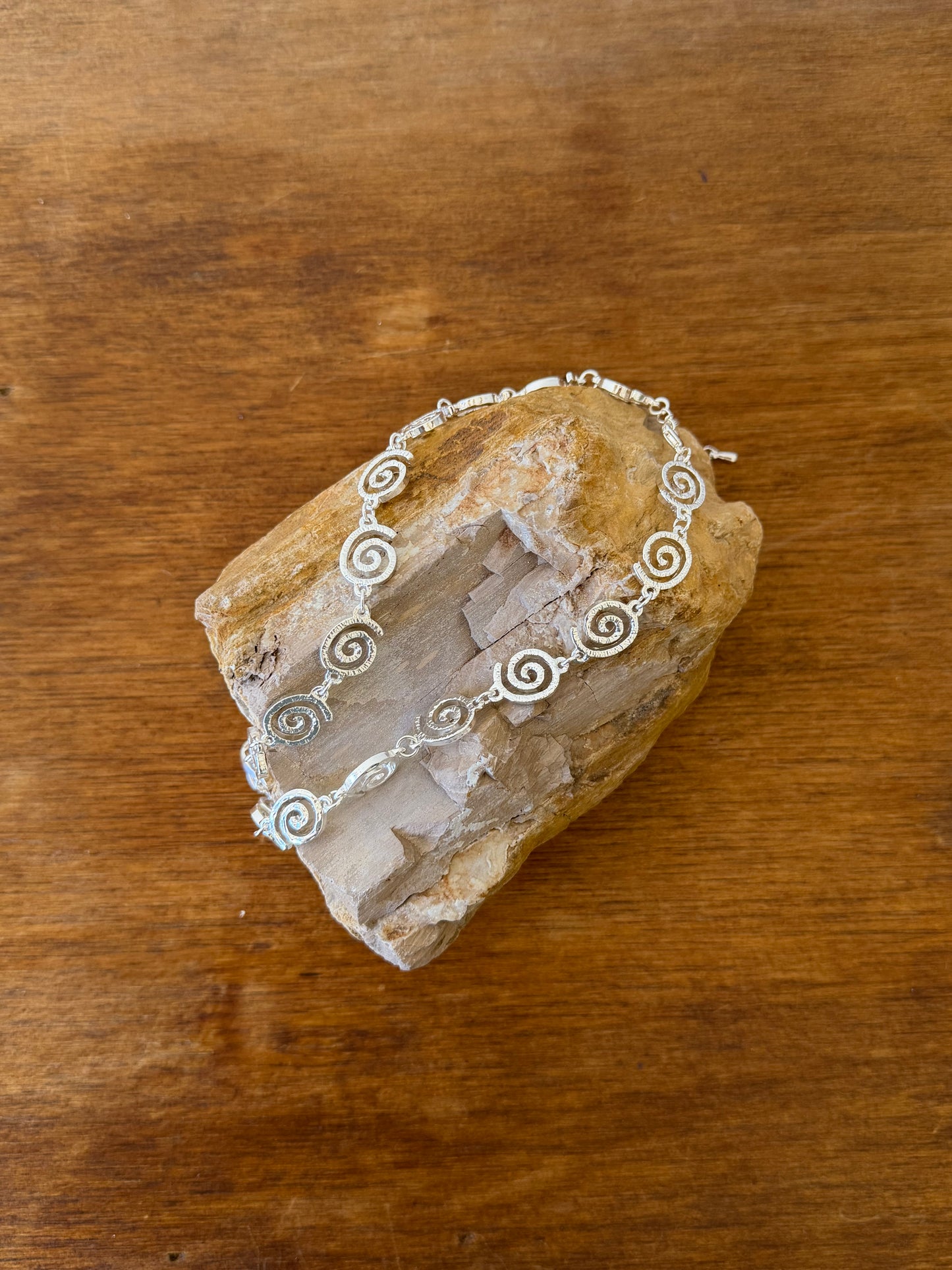 Swirl Necklace