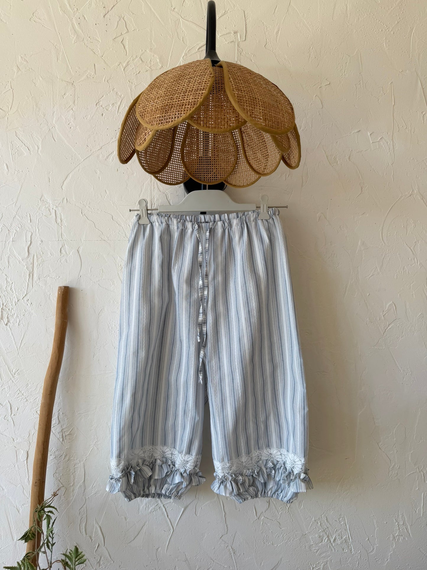 Striped lace-trimmed lantern capri pants