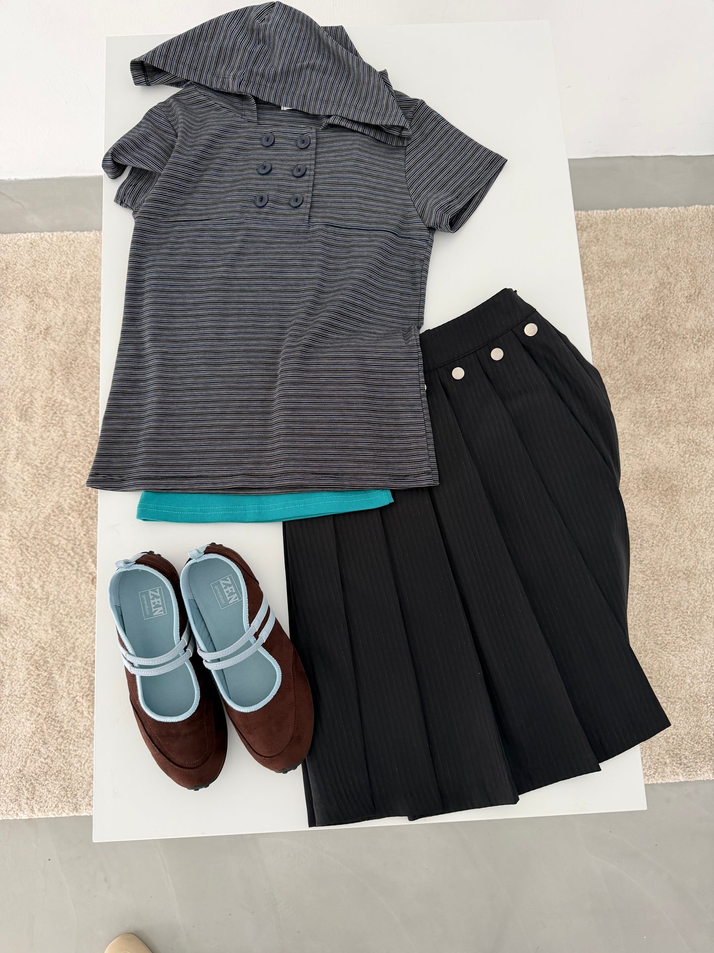 Striped button-down hooded short-sleeved top
