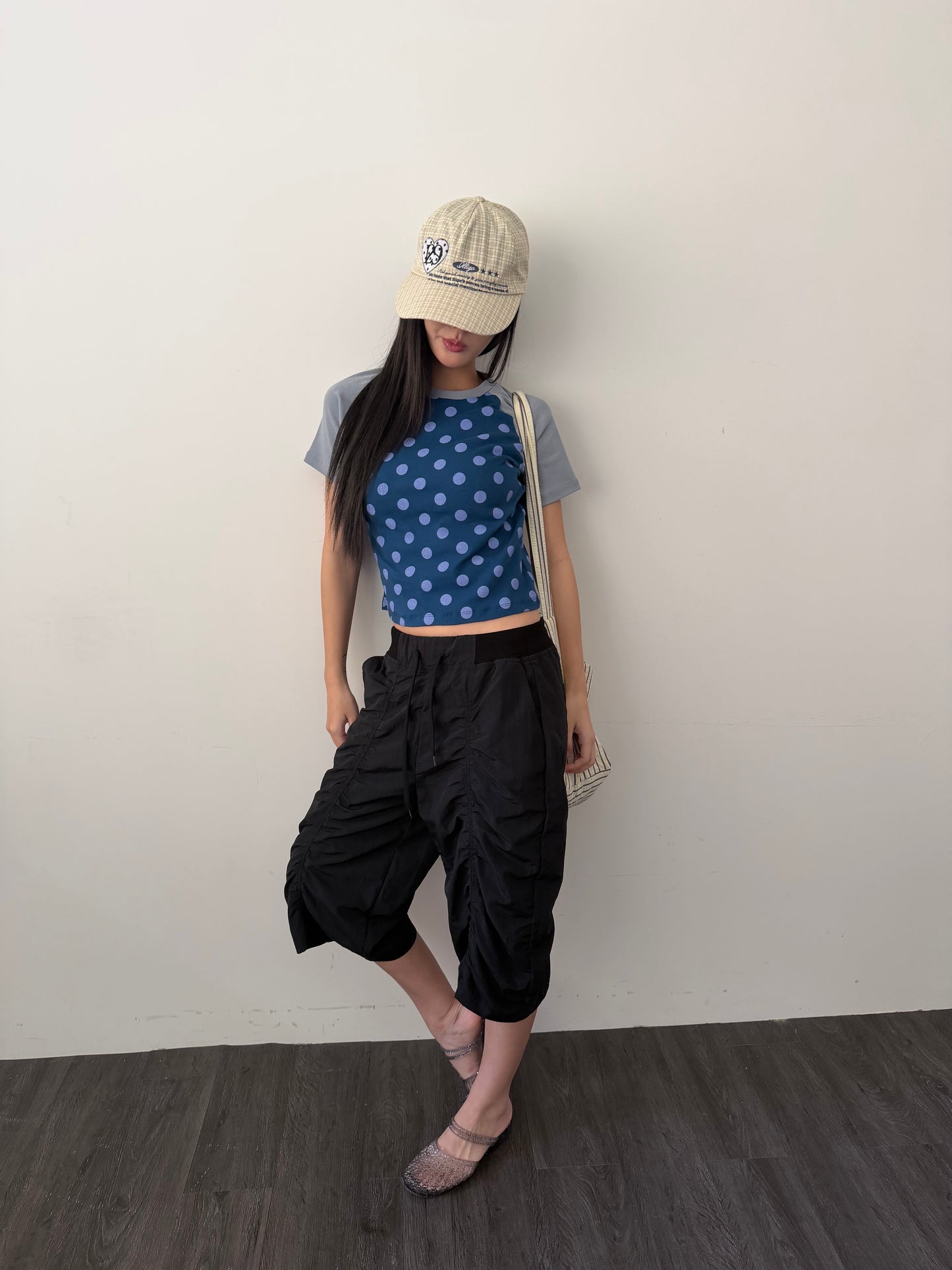 Crinkled Nylon Capri Pants