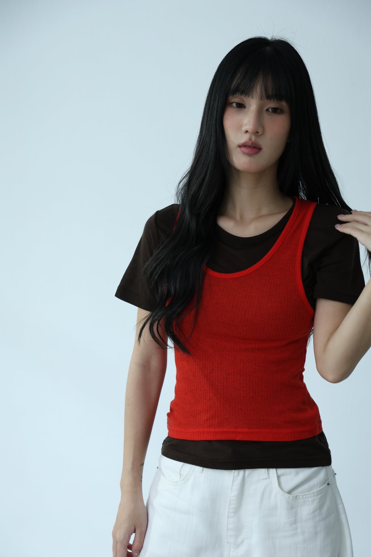 Thin short-sleeved top