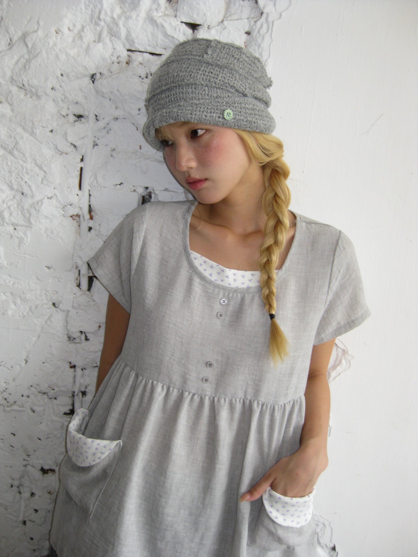 Flower button pocket top